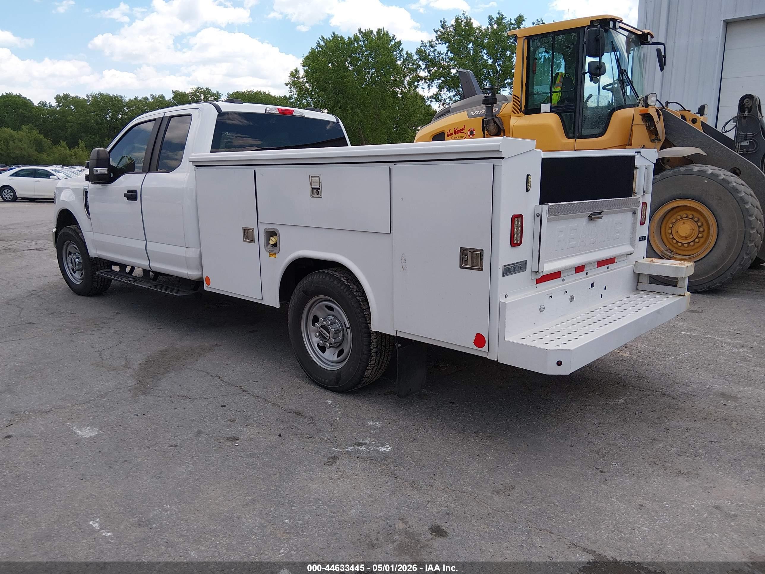 FORD F-350 image 3