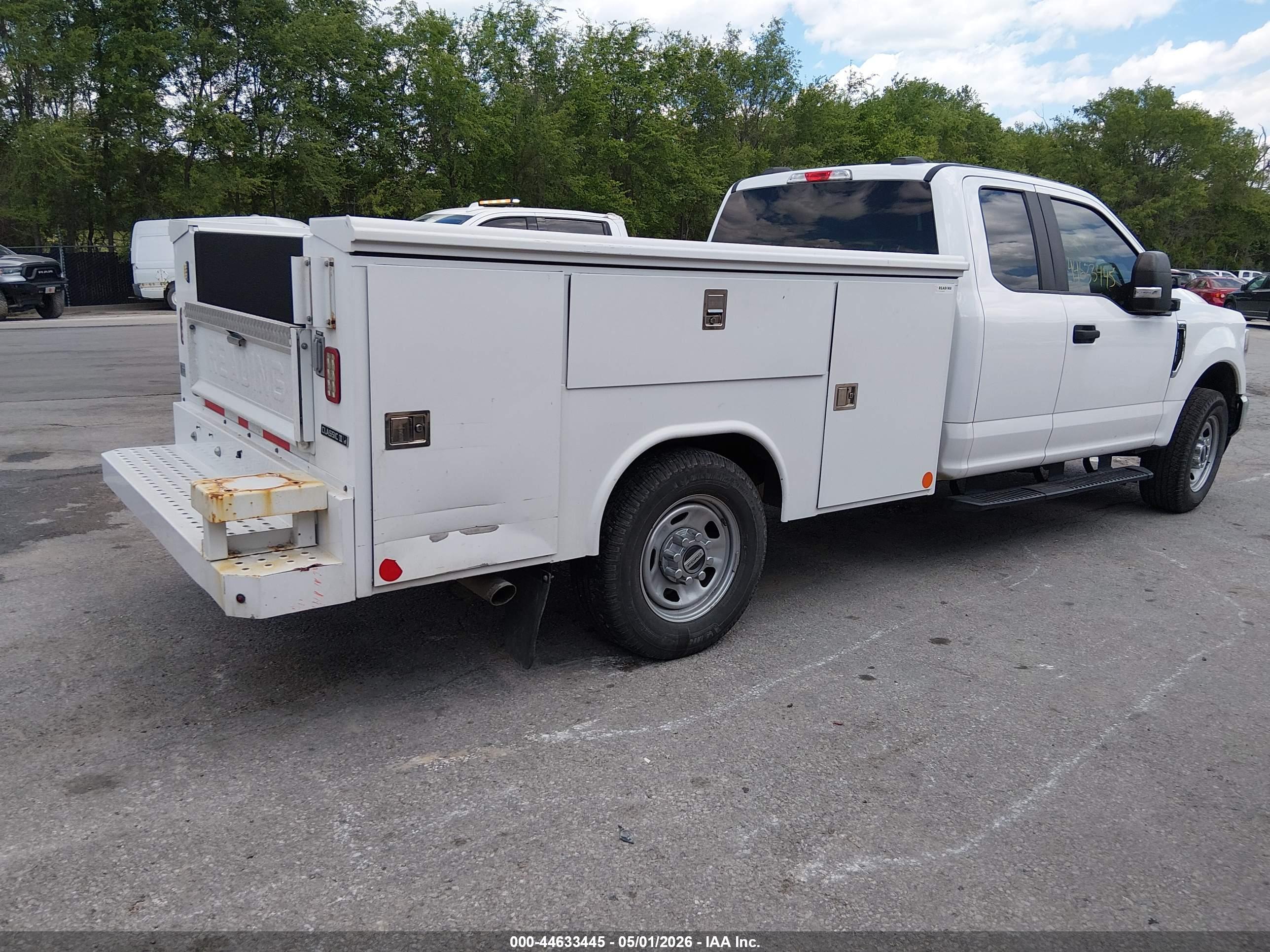 FORD F-350 image 4