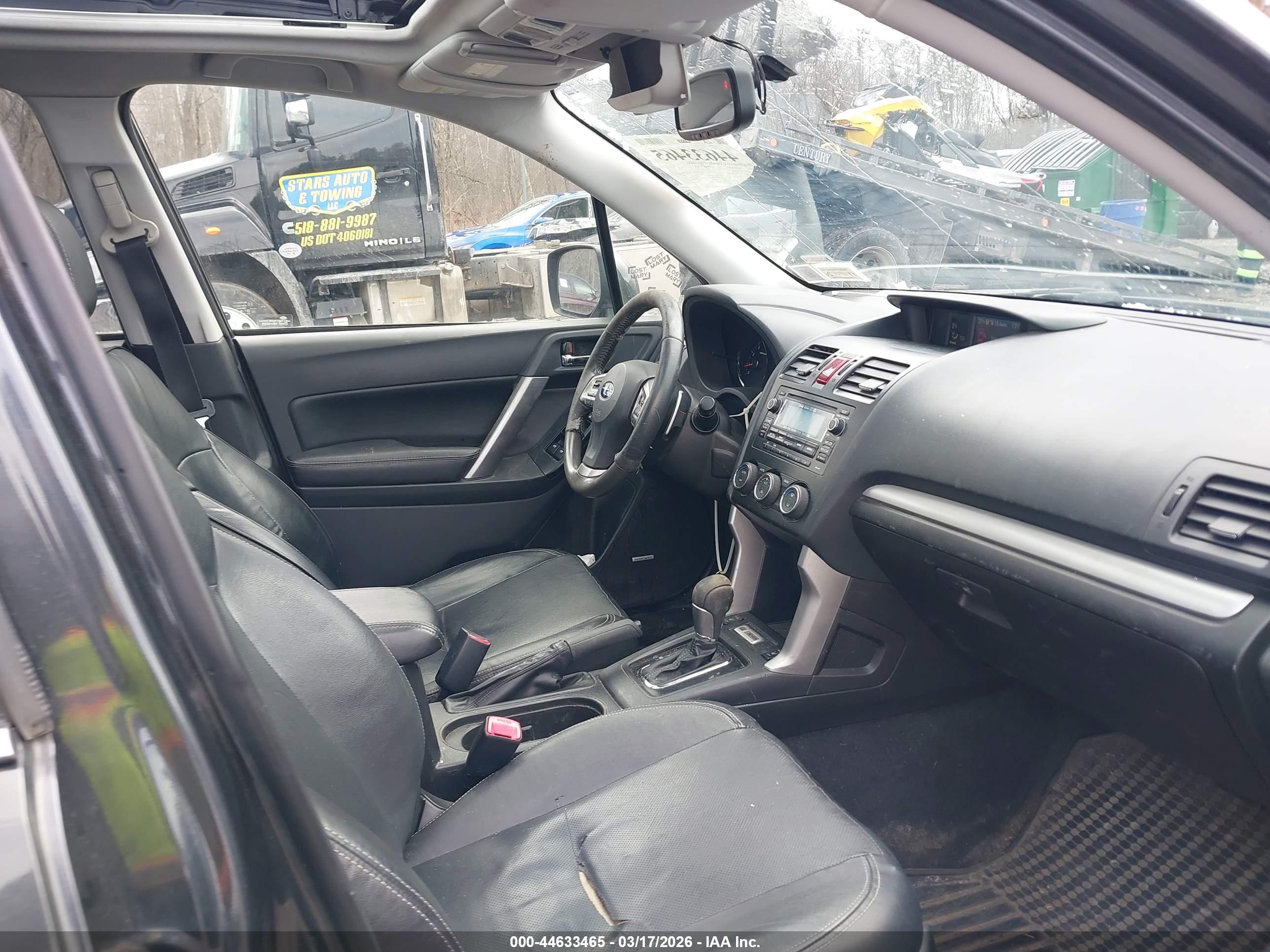 SUBARU FORESTER image 5