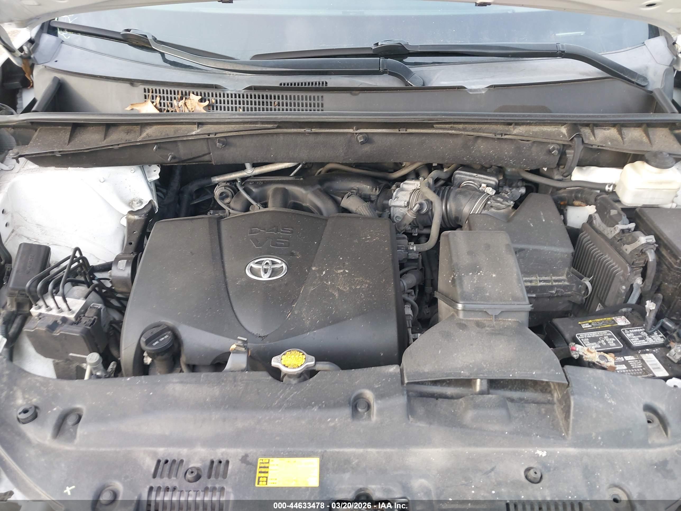 TOYOTA HIGHLANDER image 10