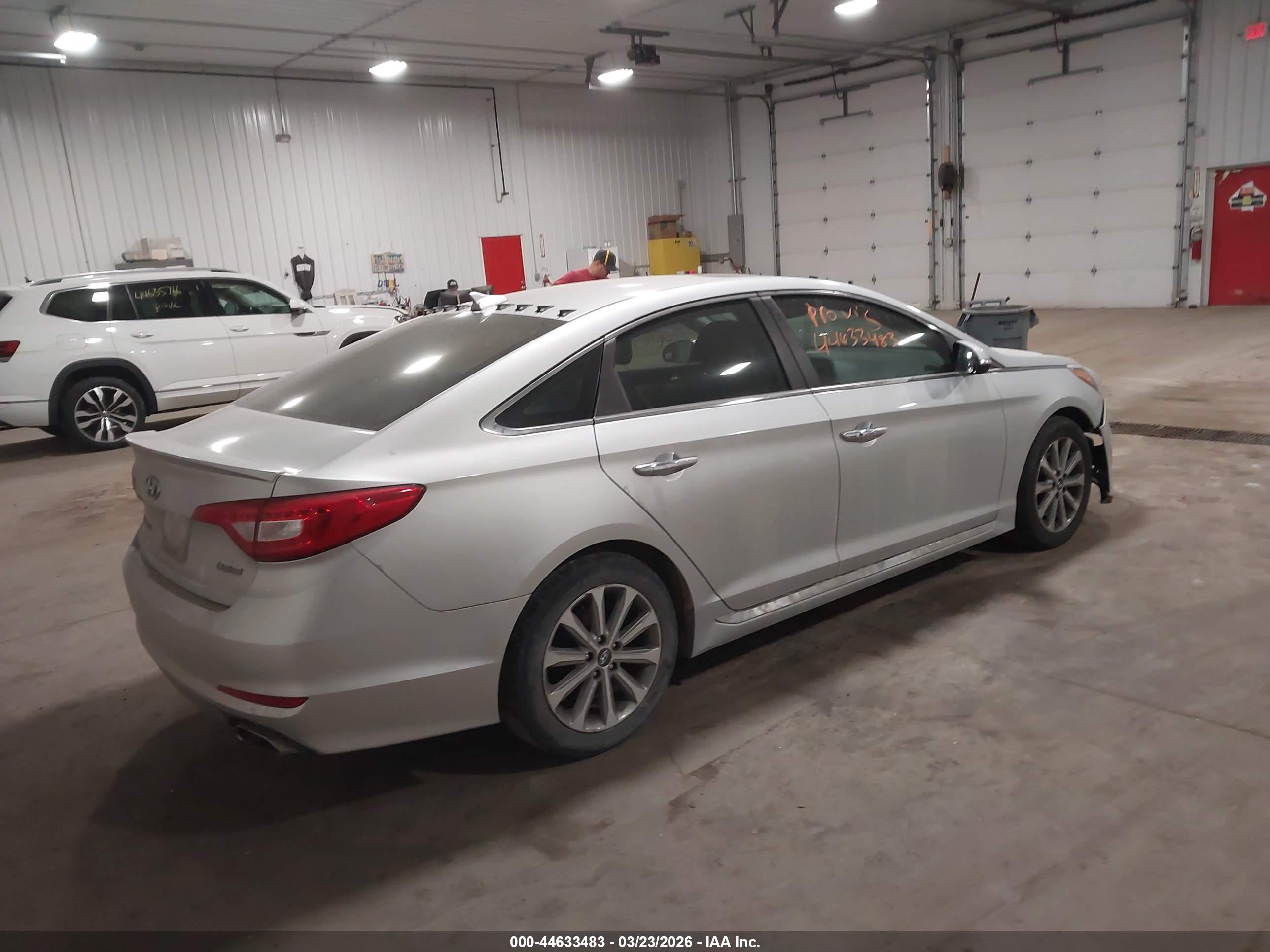 HYUNDAI SONATA image 4