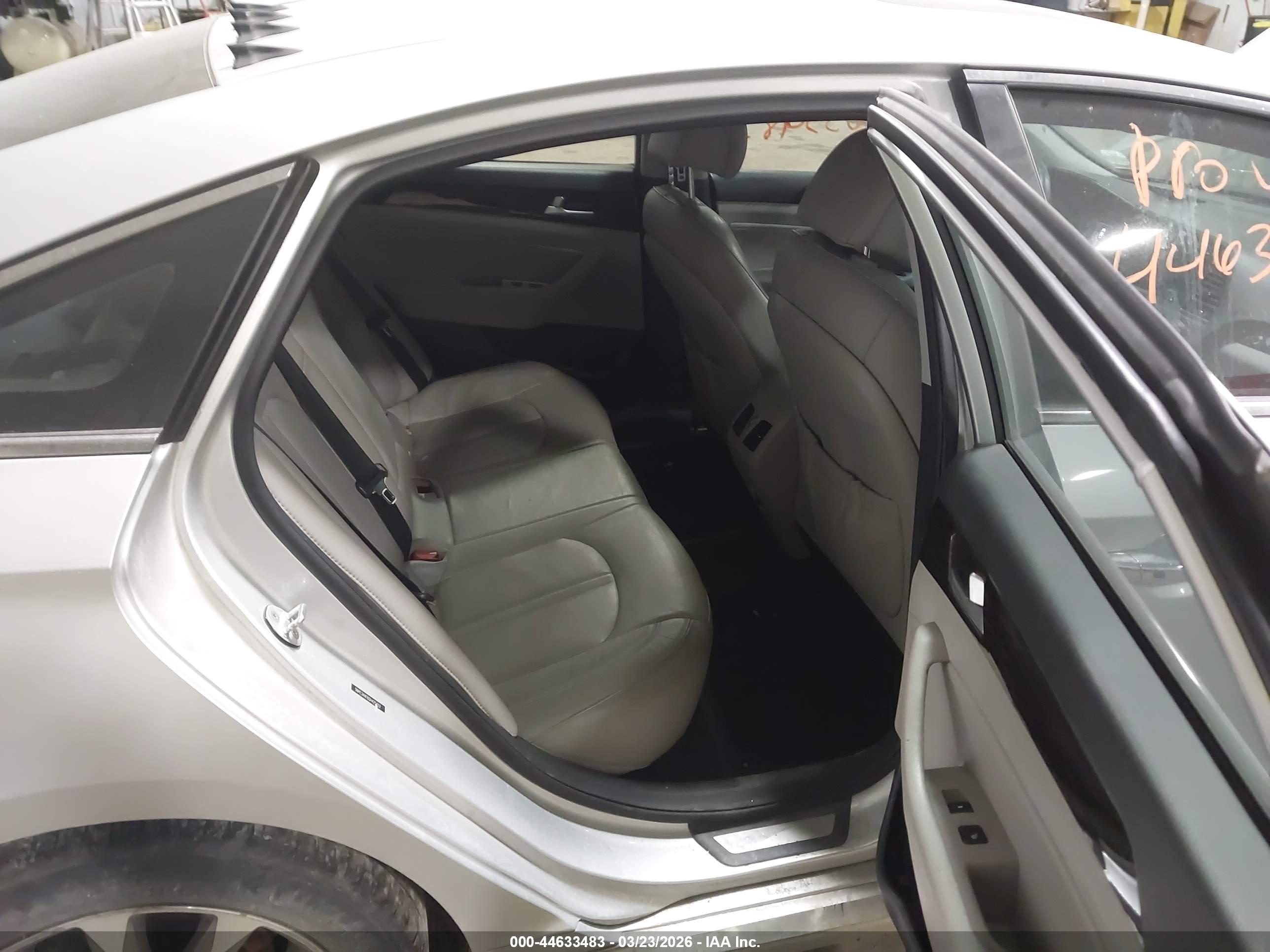 HYUNDAI SONATA image 8