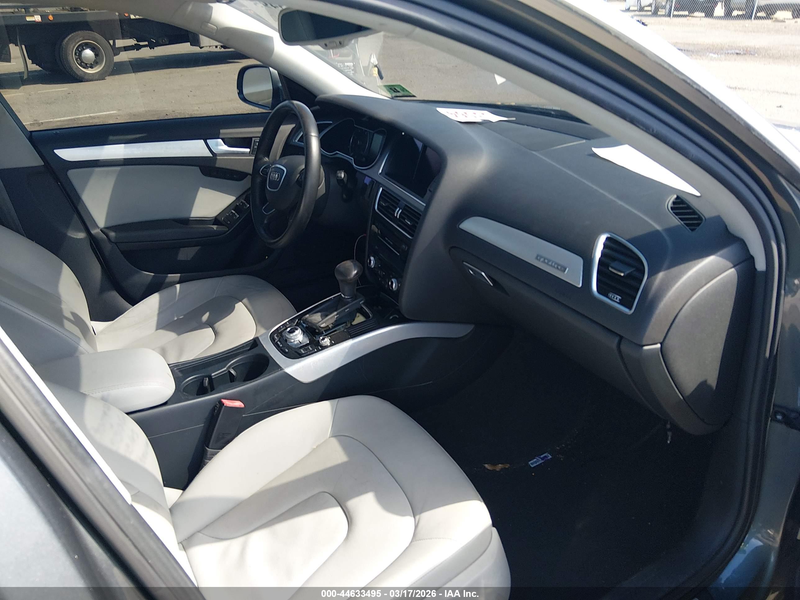 AUDI A4 image 5