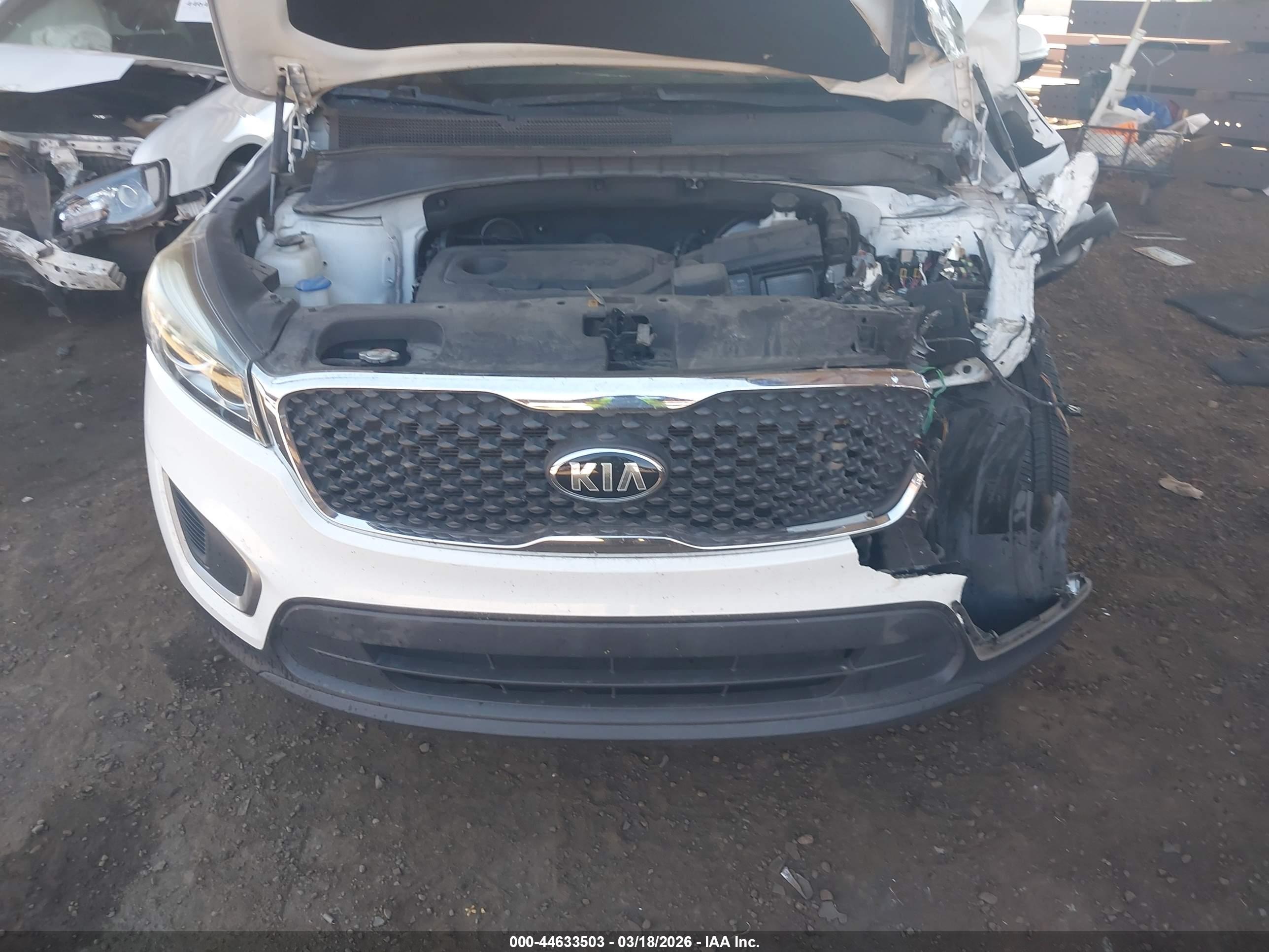 KIA SORENTO image 10