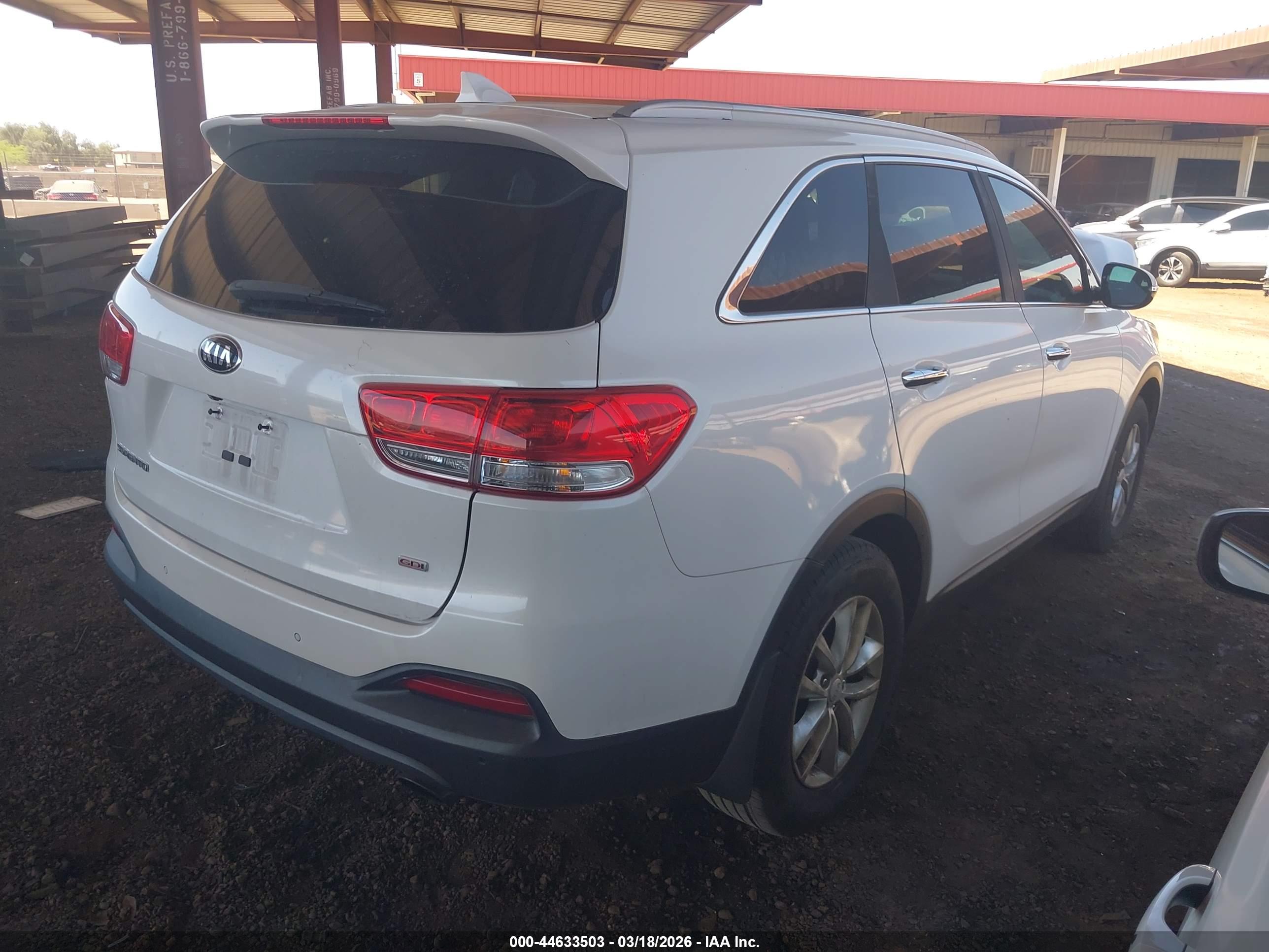 KIA SORENTO image 4