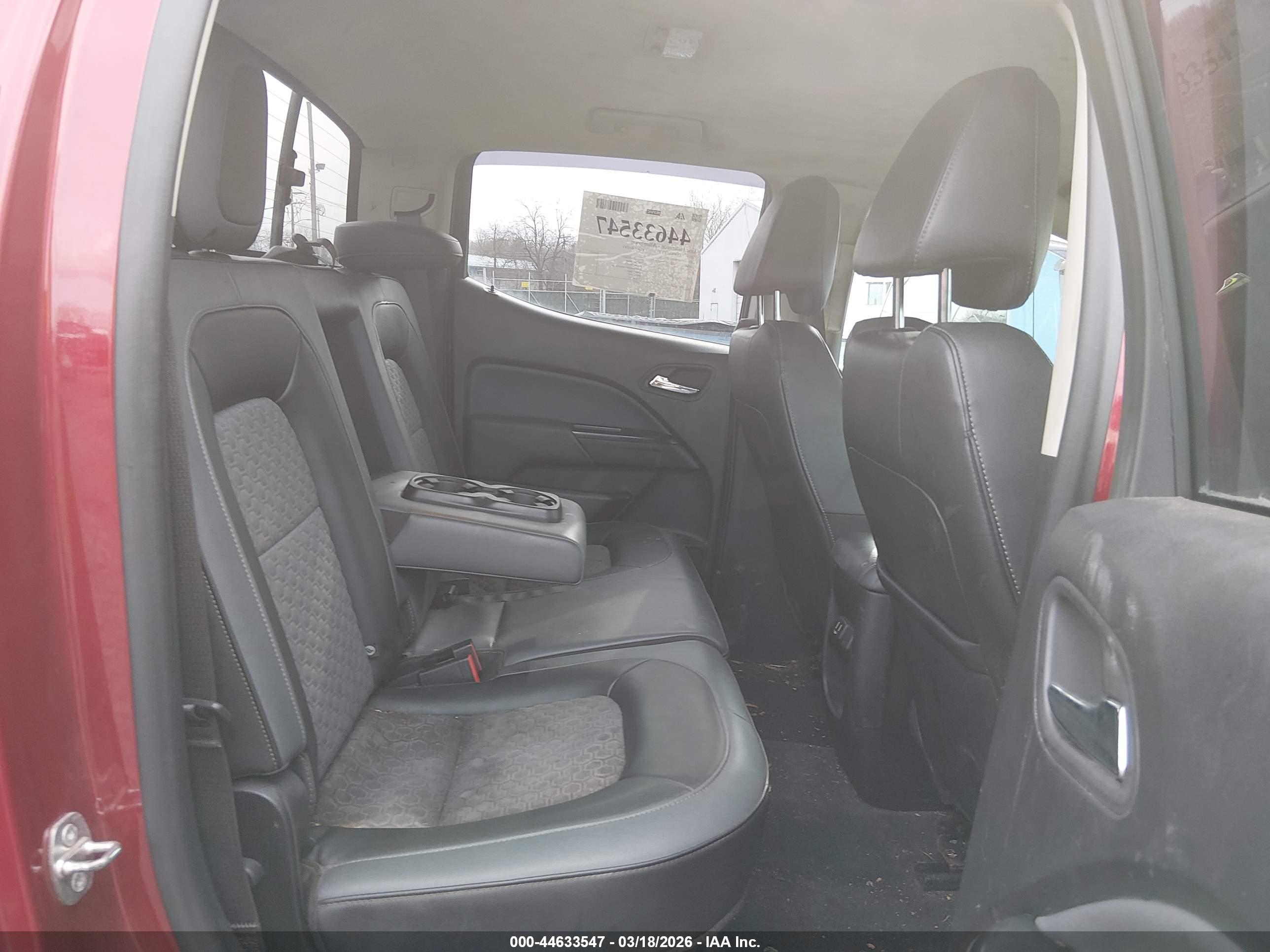 CHEVROLET COLORADO image 8