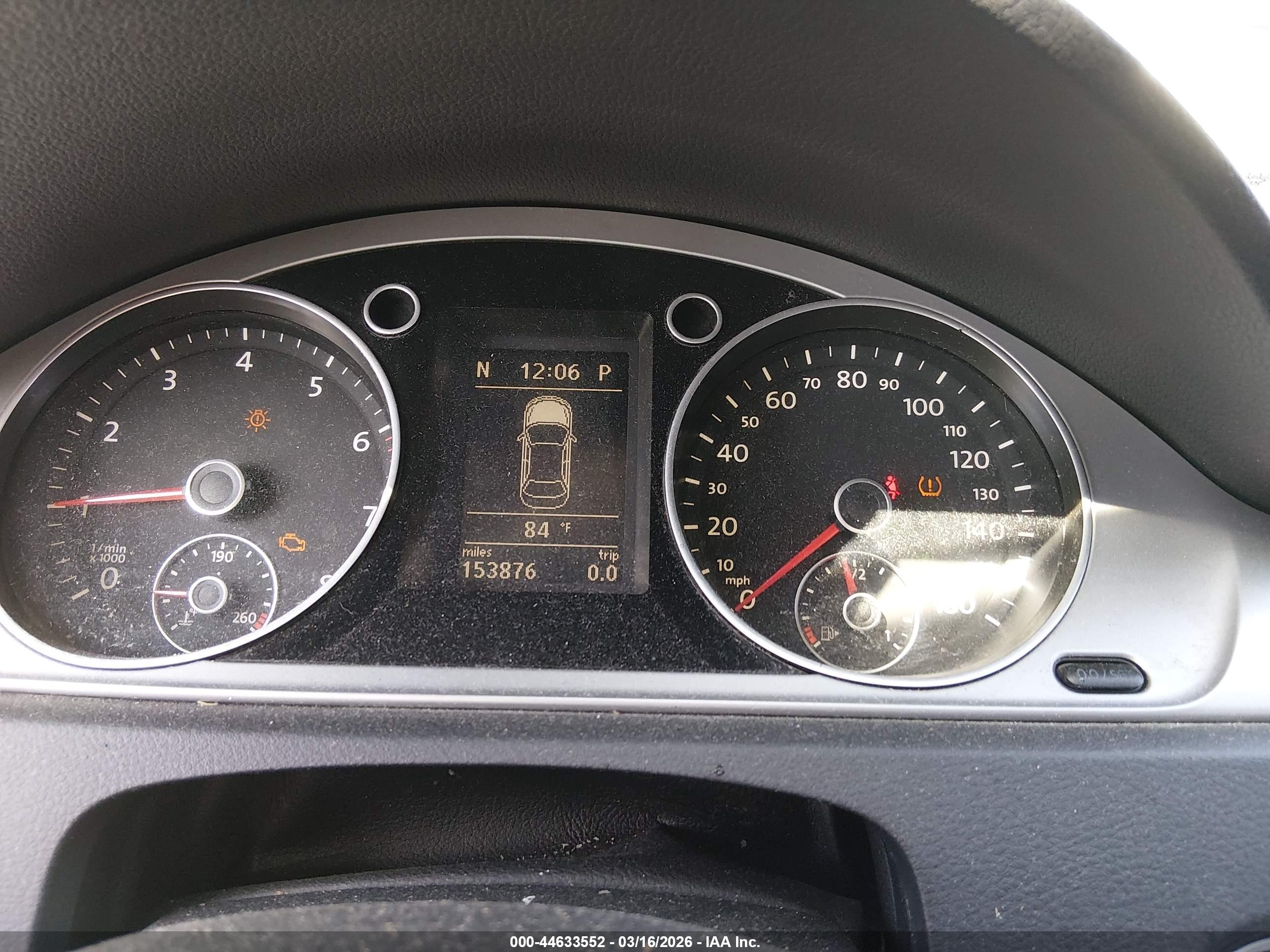 VOLKSWAGEN CC image 7