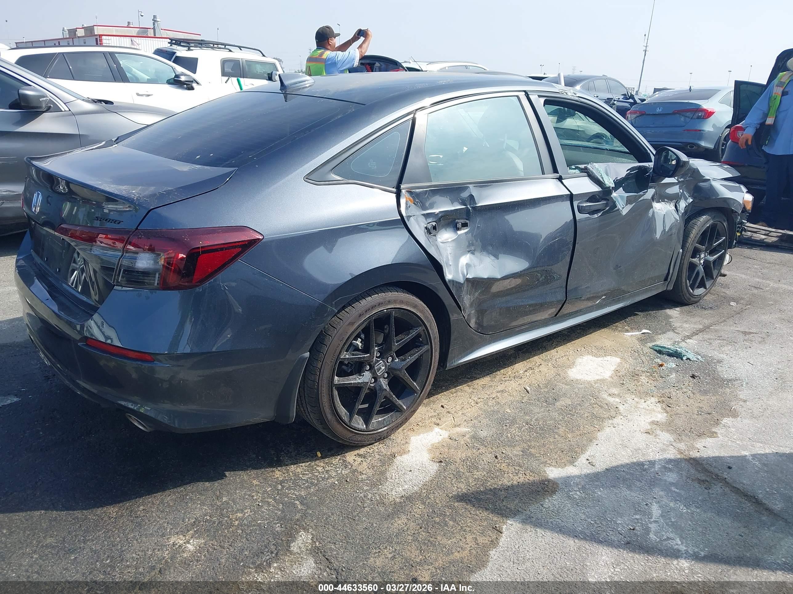 HONDA CIVIC image 4
