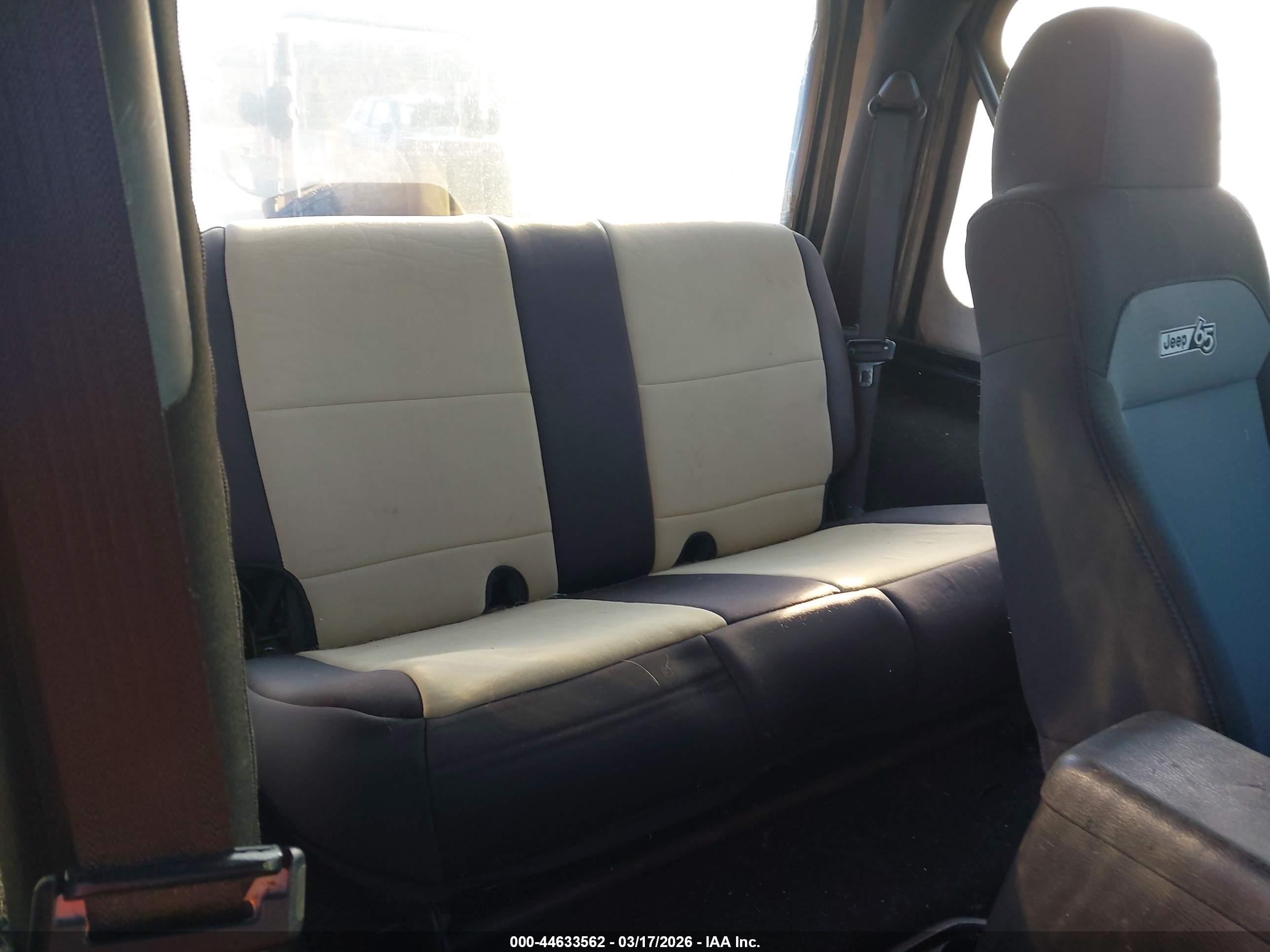 JEEP WRANGLER image 8