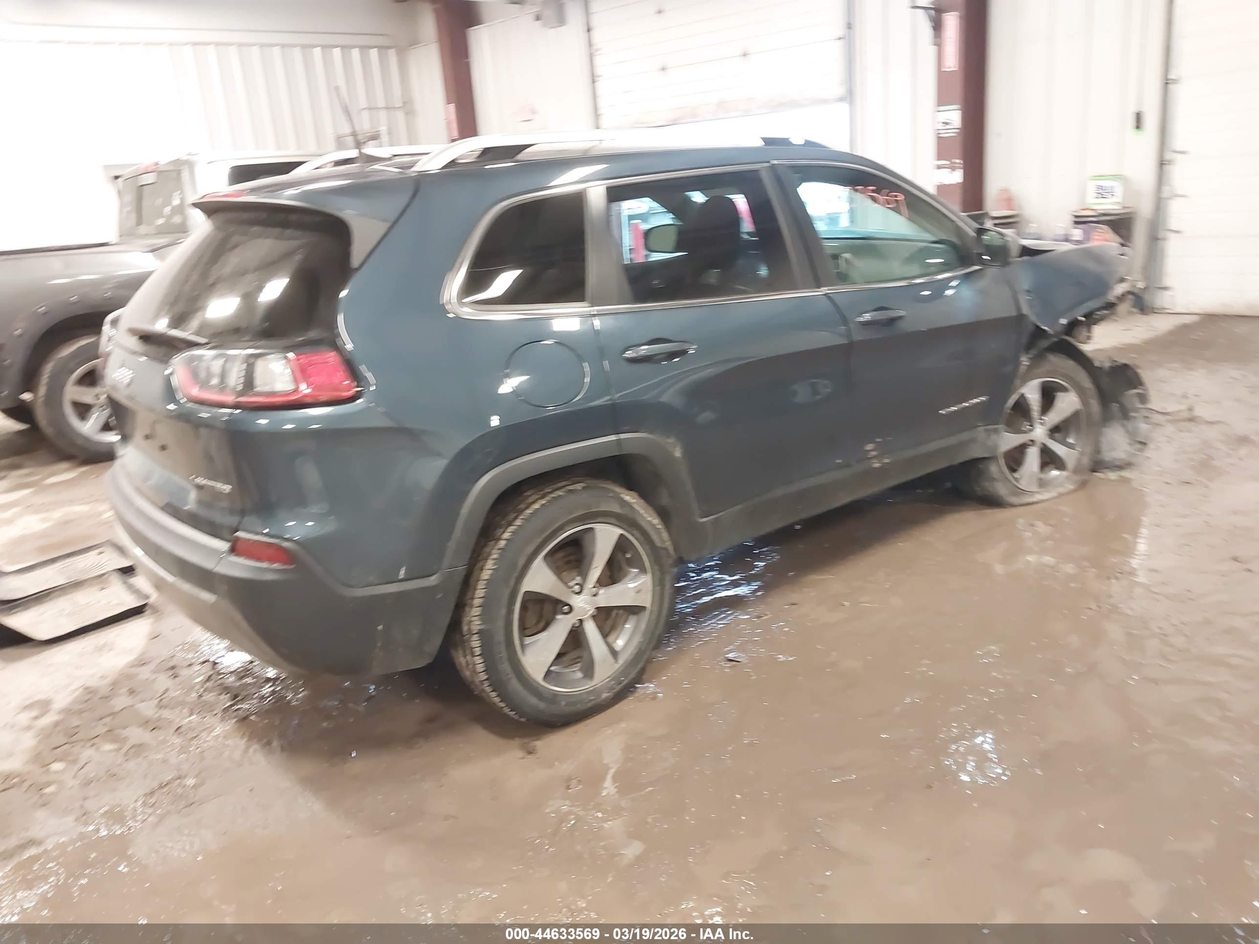 JEEP CHEROKEE image 4