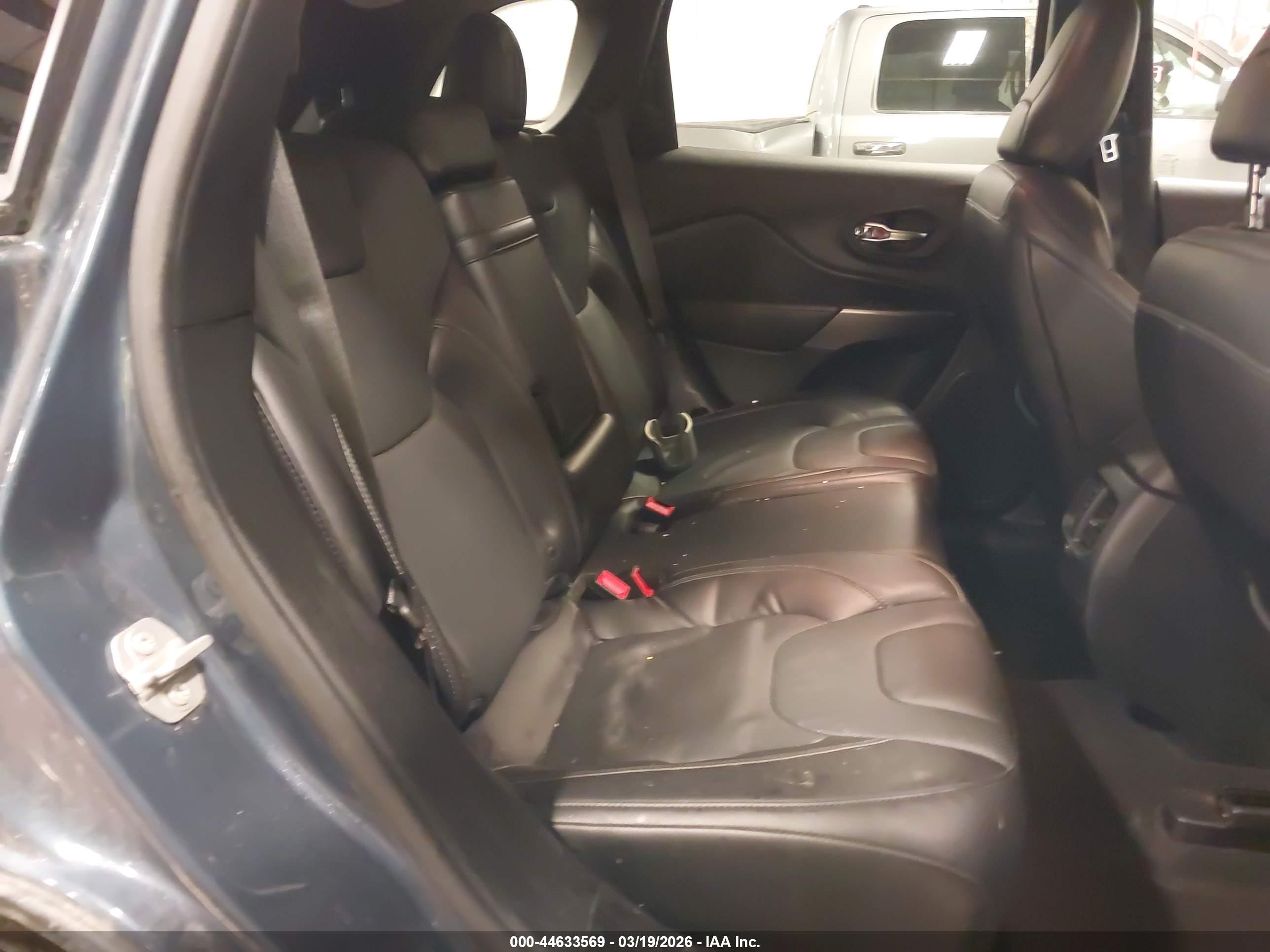 JEEP CHEROKEE image 8