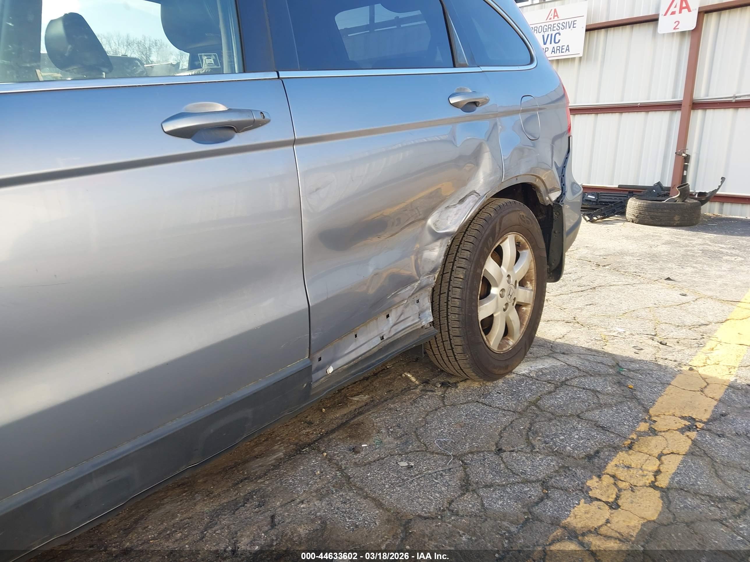 HONDA CR-V image 6