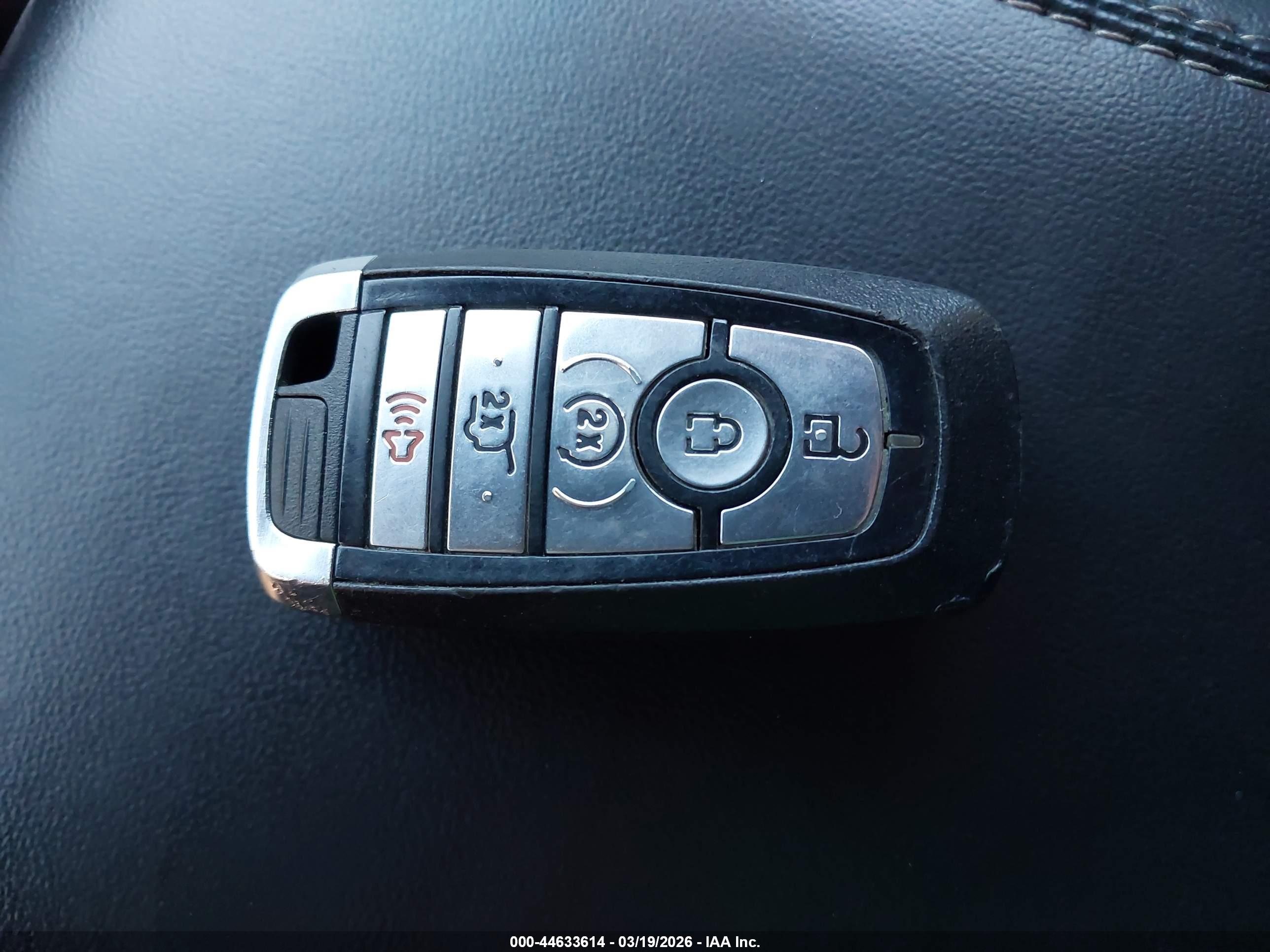 FORD EXPLORER image 11