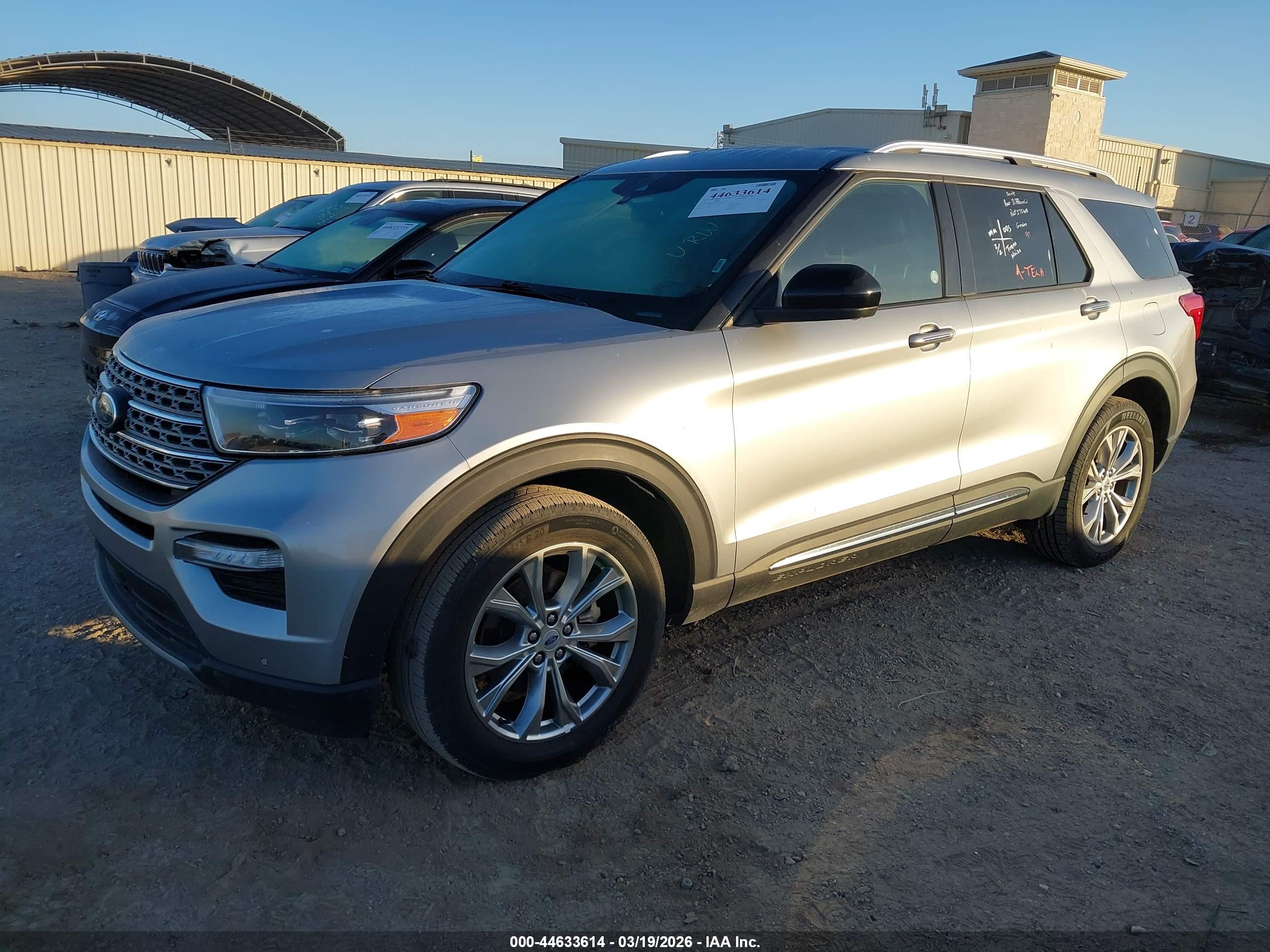 FORD EXPLORER image 2
