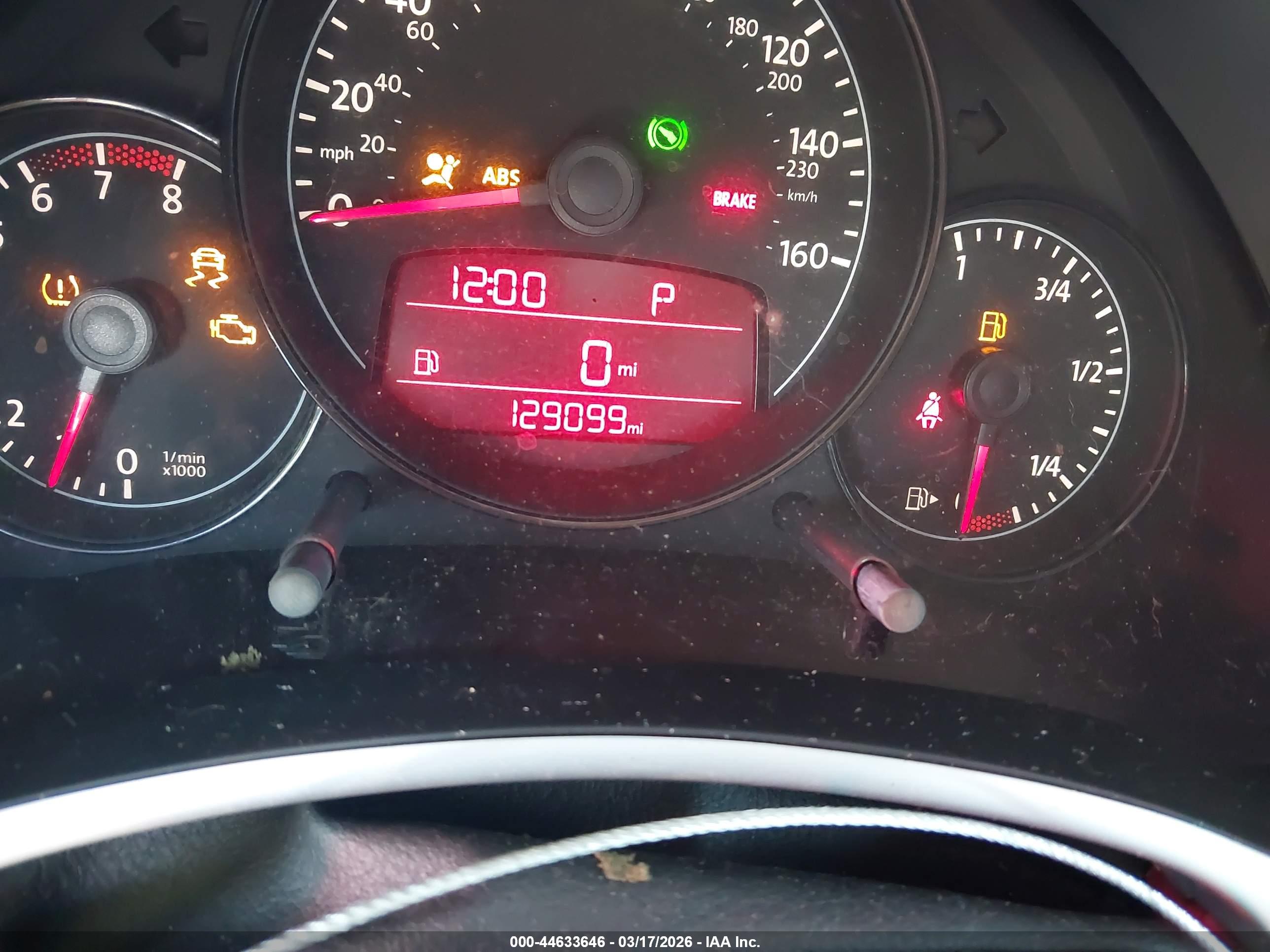 VOLKSWAGEN BEETLE image 7