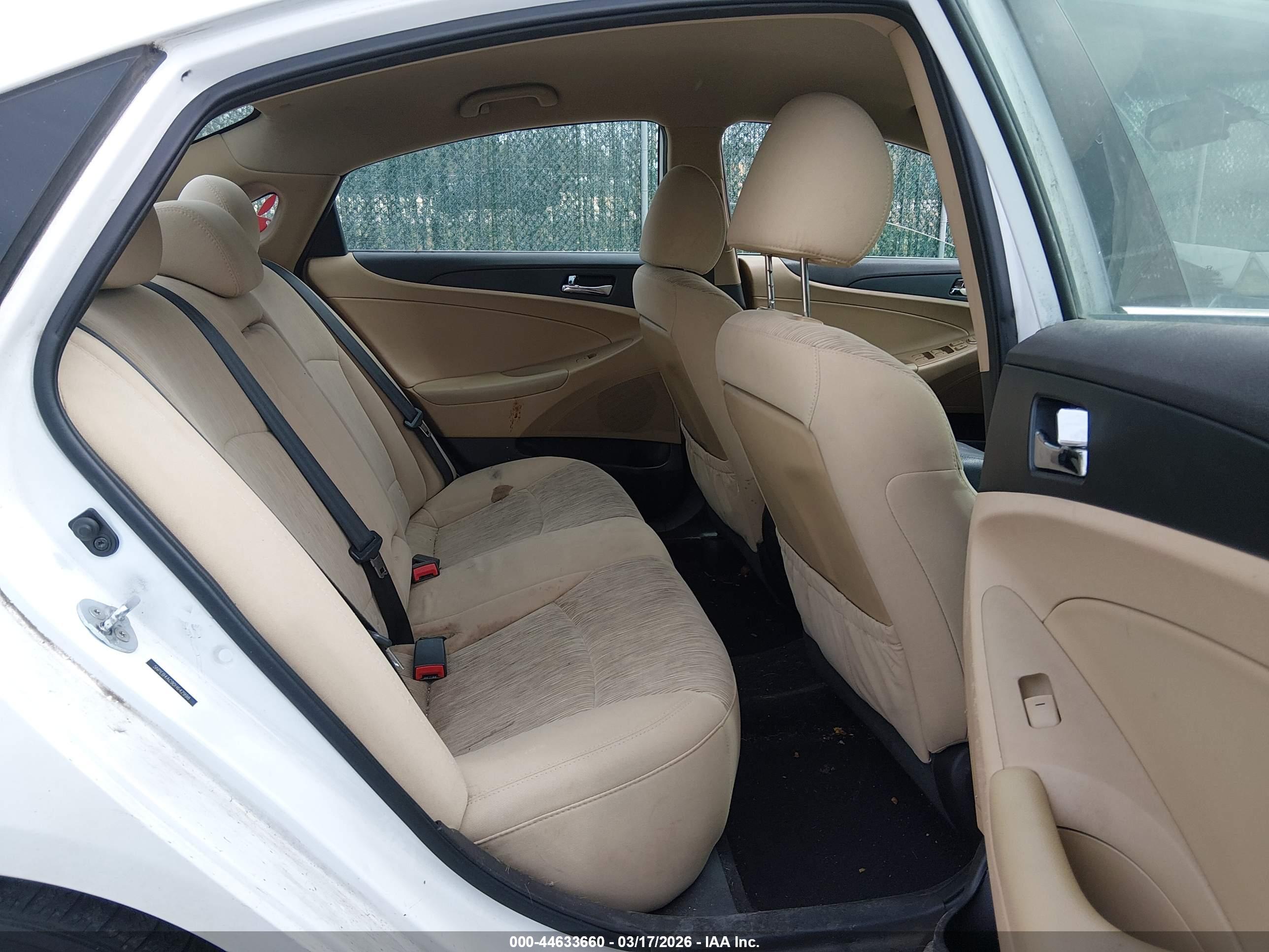 HYUNDAI SONATA image 8