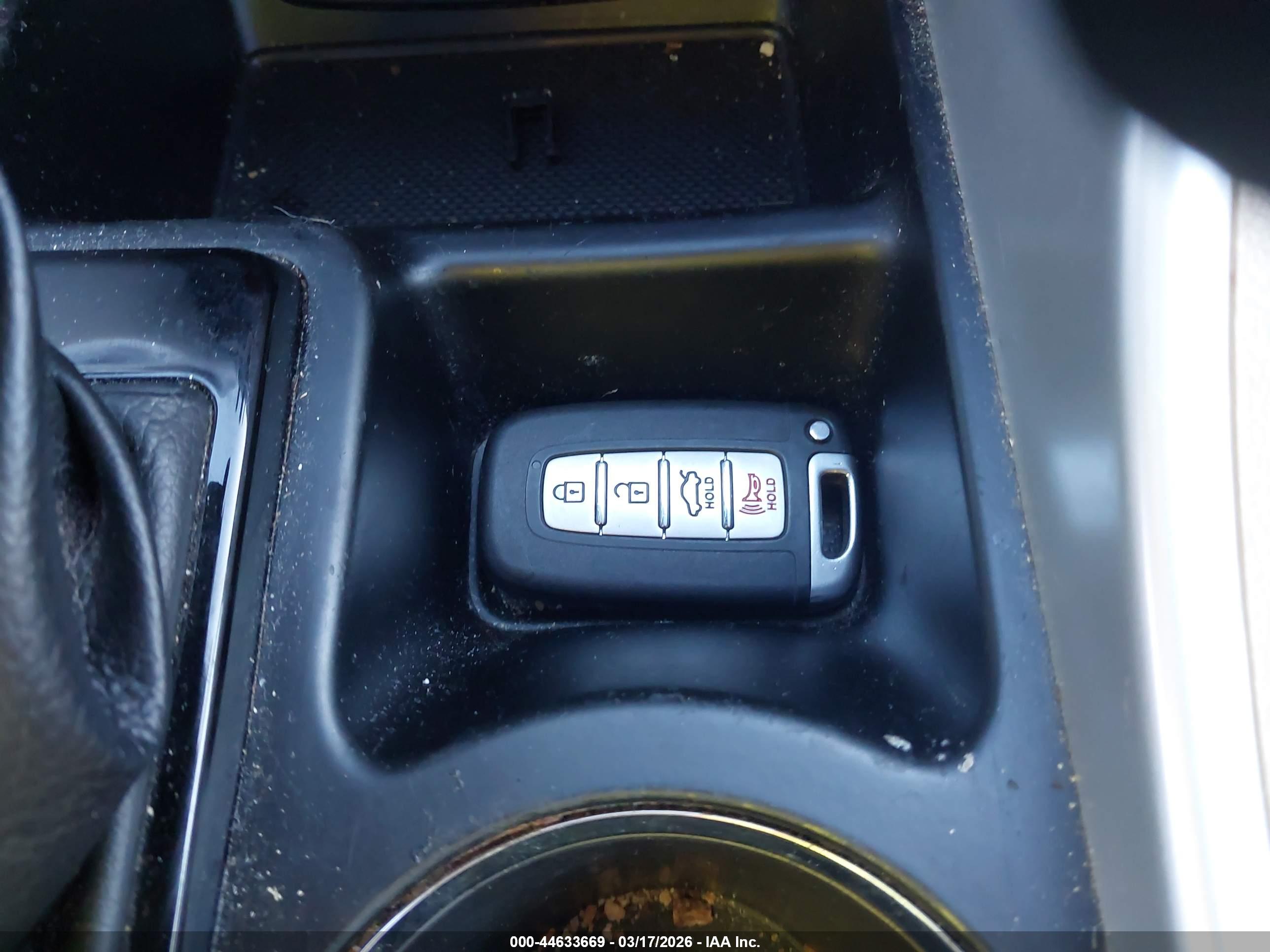 HYUNDAI SONATA image 11