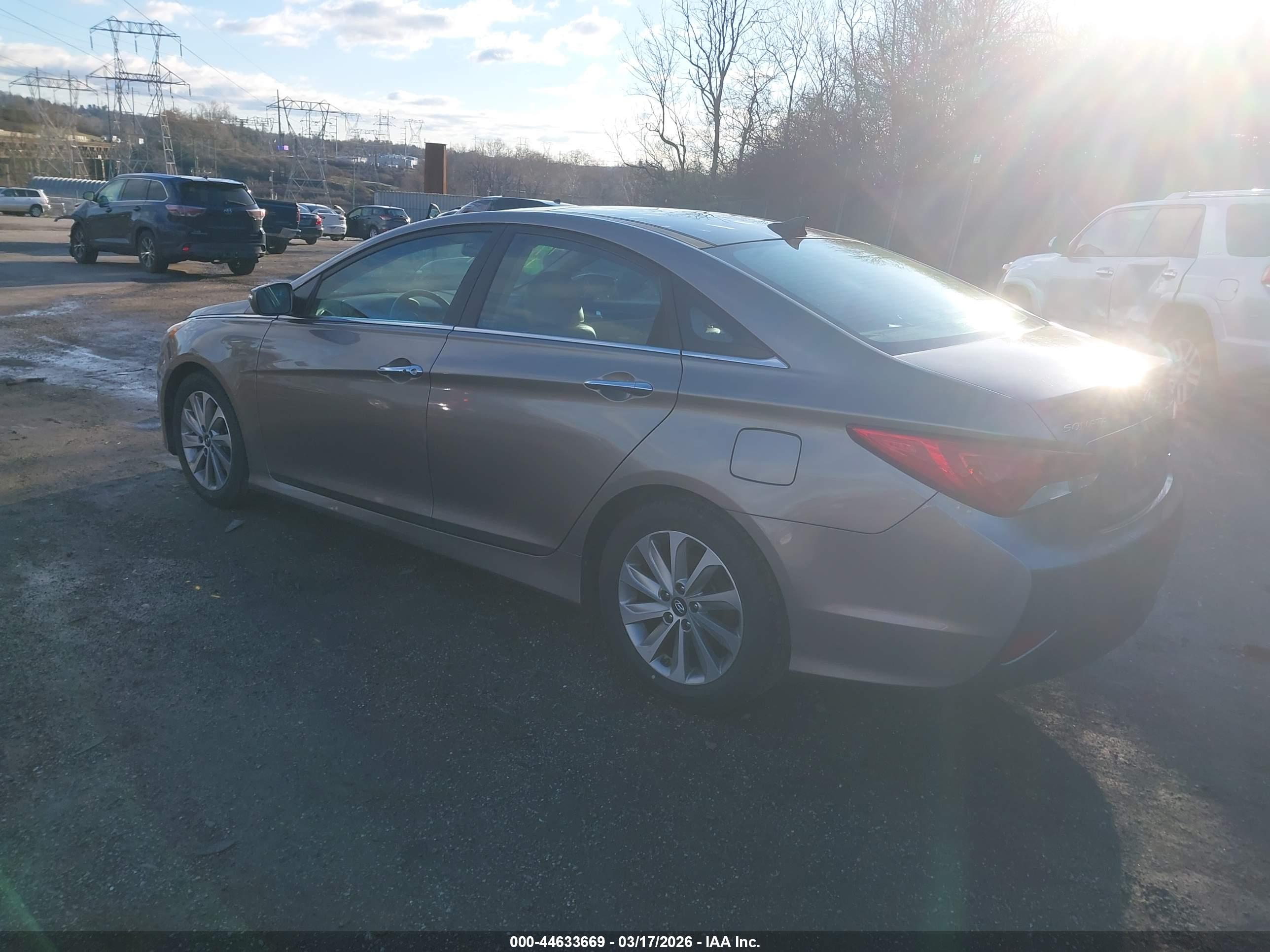 HYUNDAI SONATA image 3