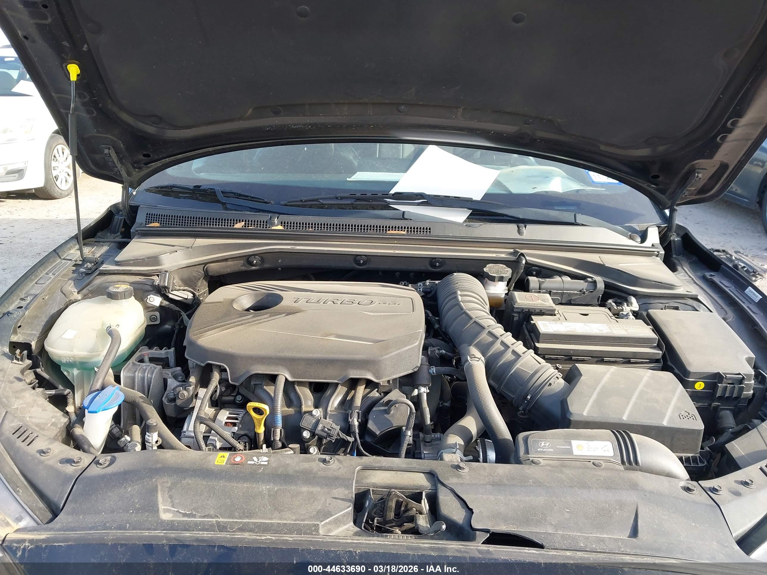 HYUNDAI VELOSTER image 10