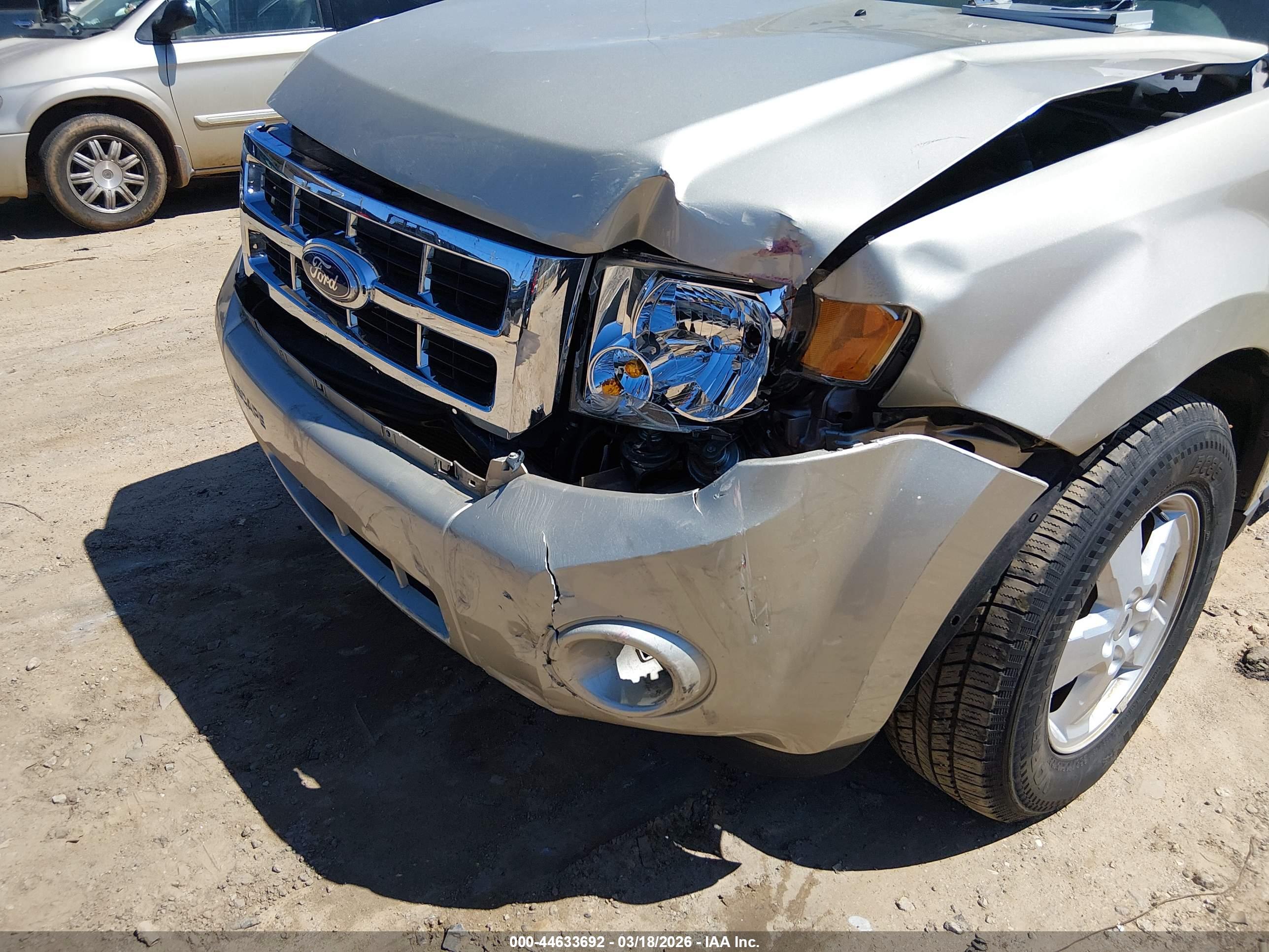 FORD ESCAPE image 6