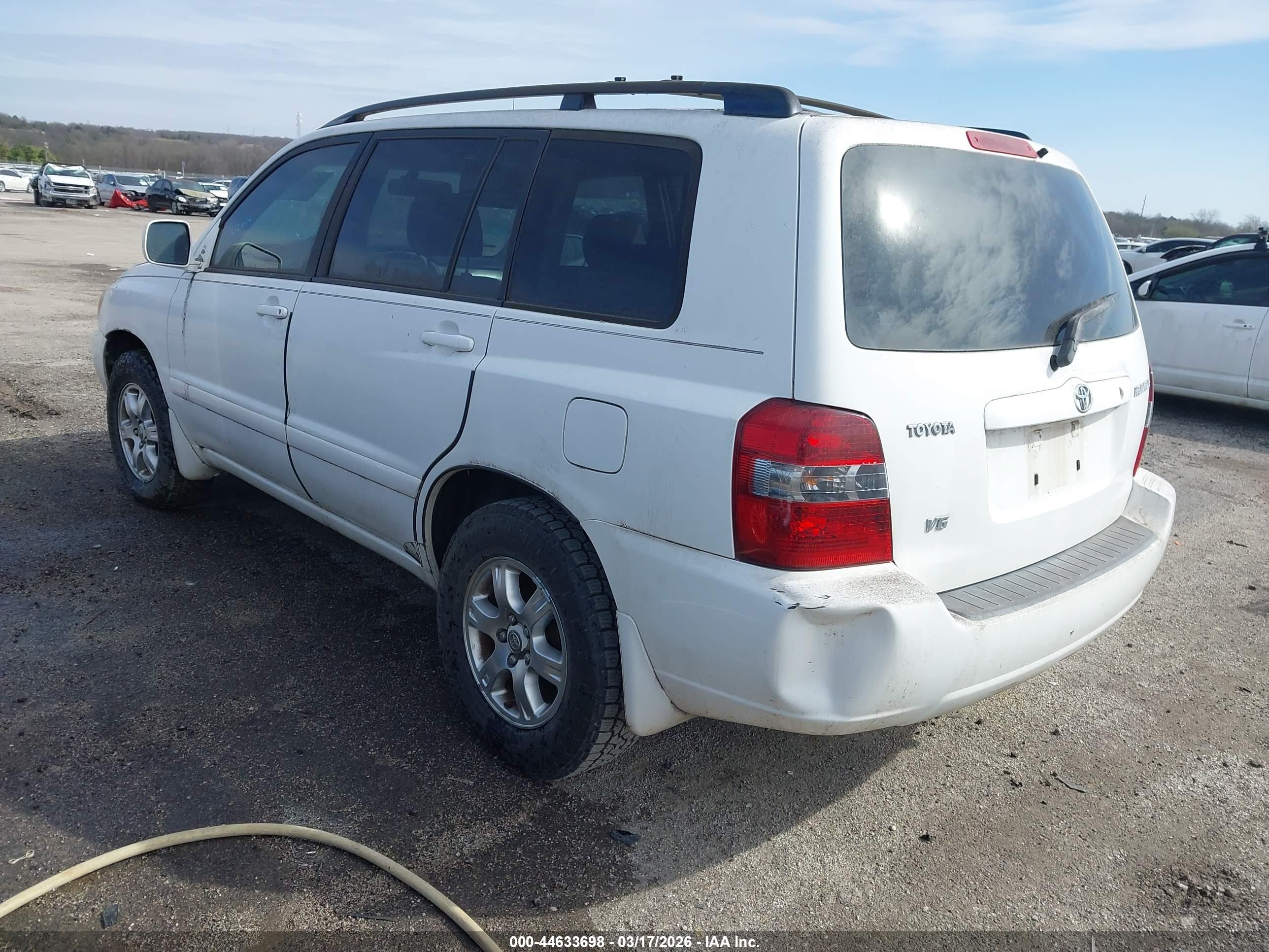 TOYOTA HIGHLANDER image 3