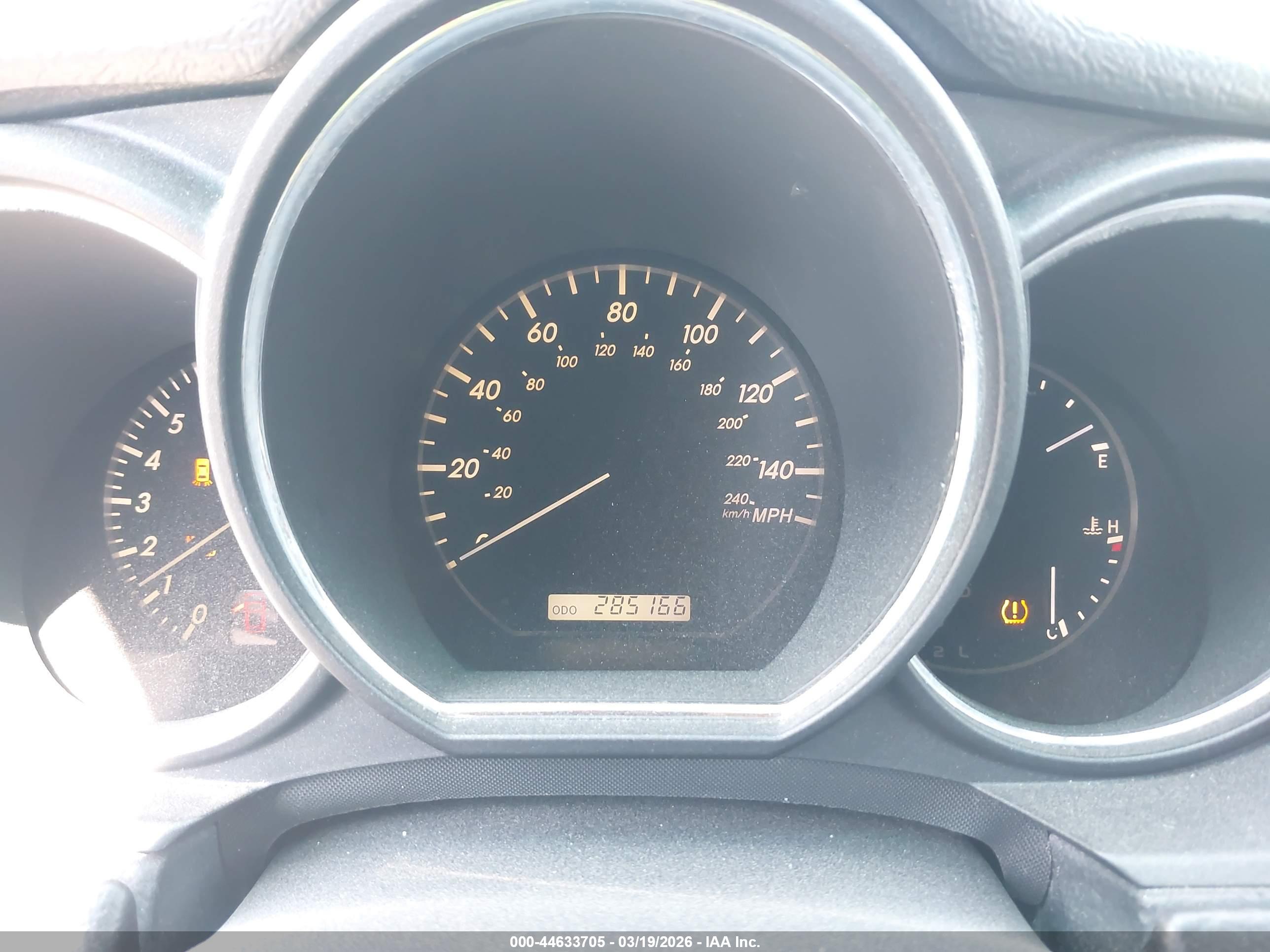LEXUS RX image 7