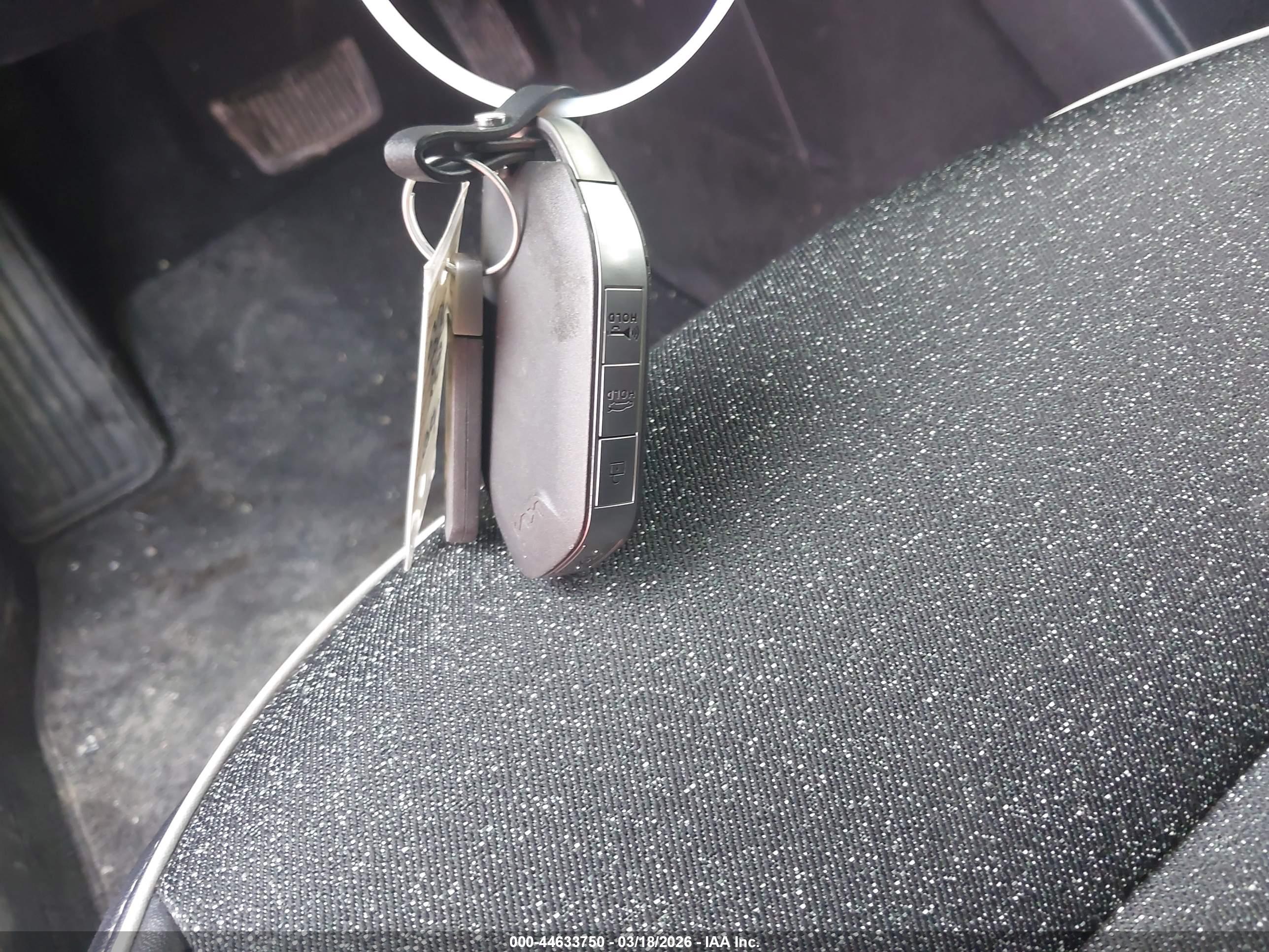 KIA K4 image 11