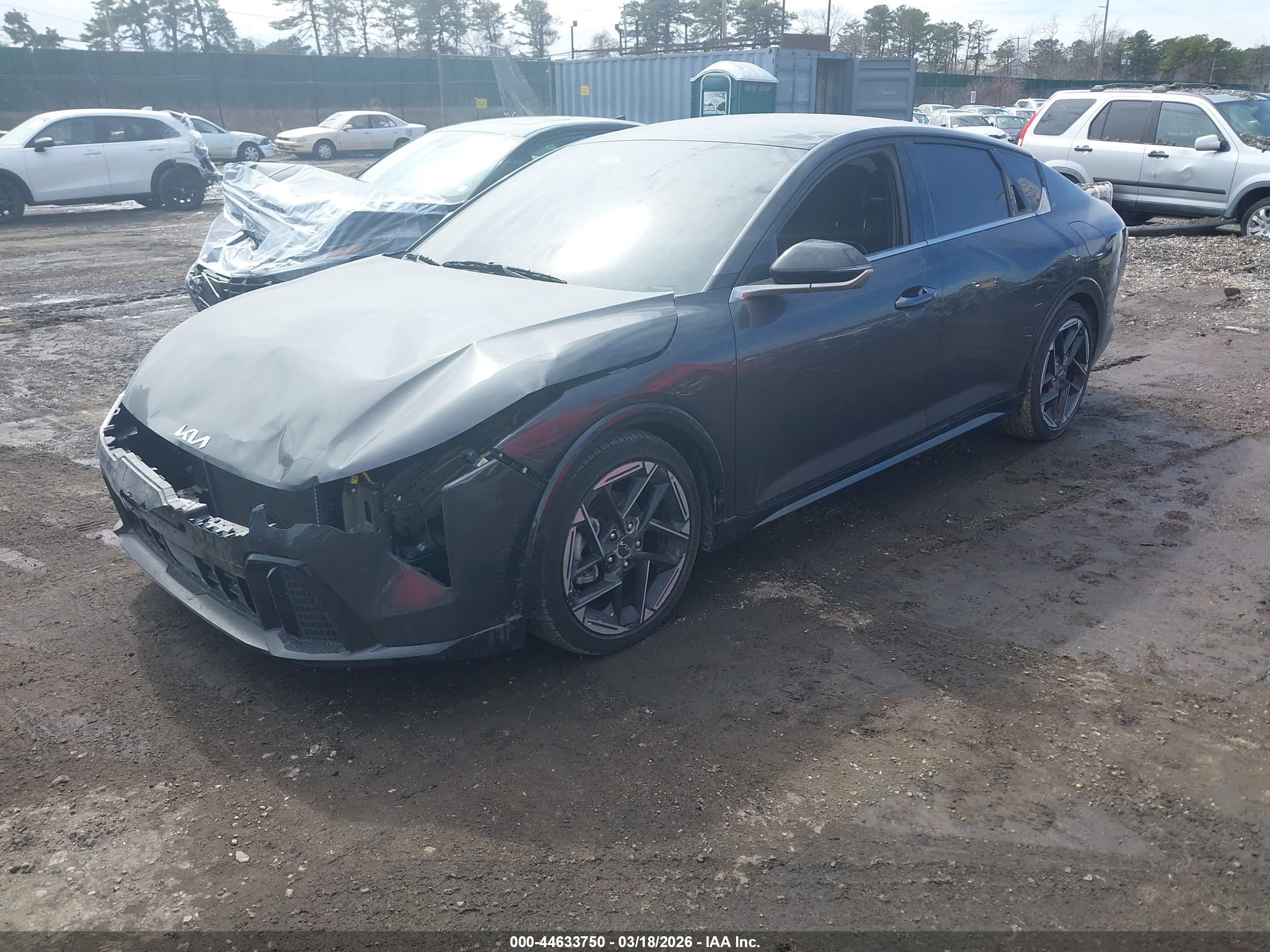 KIA K4 image 2