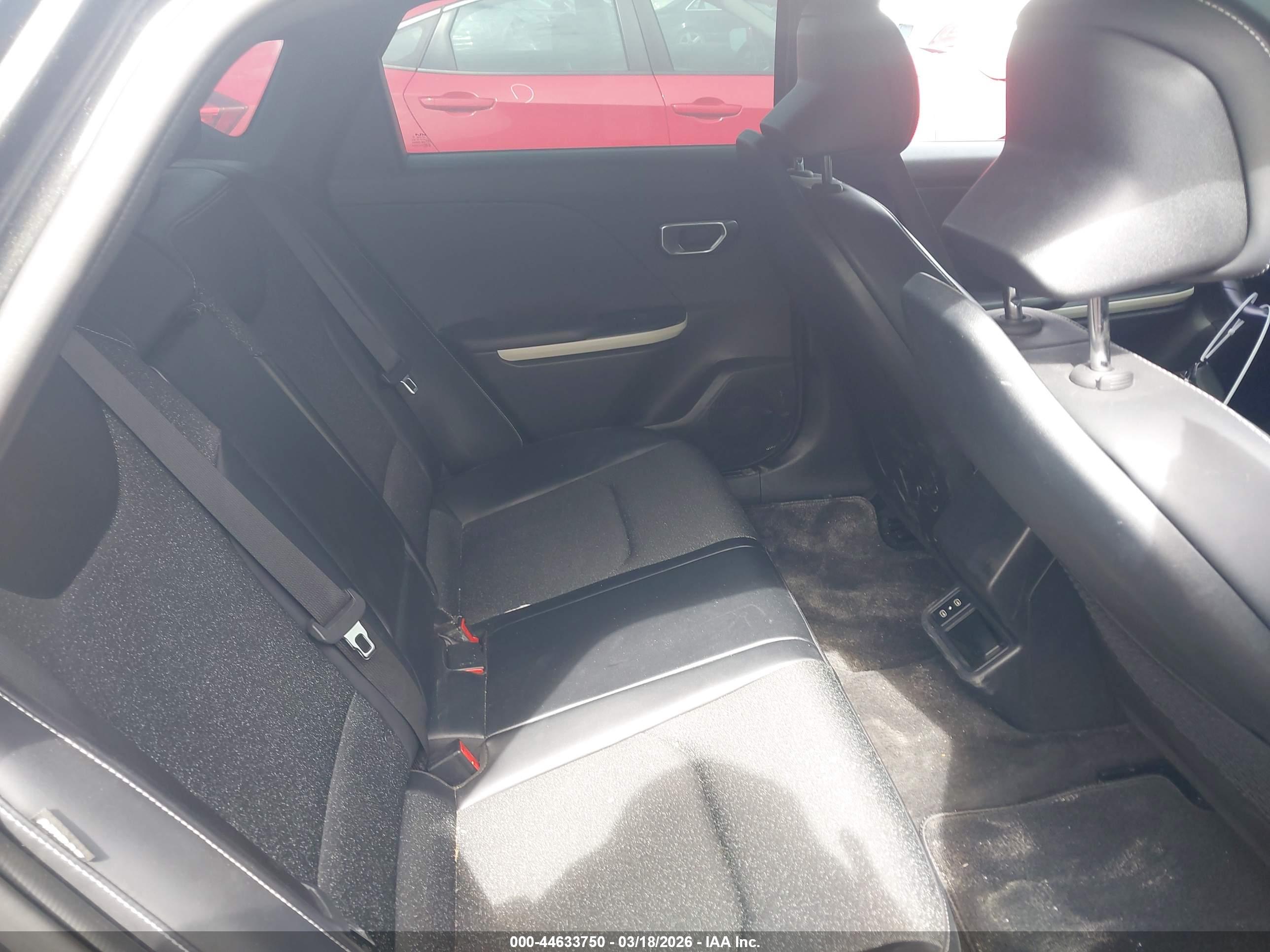 KIA K4 image 8