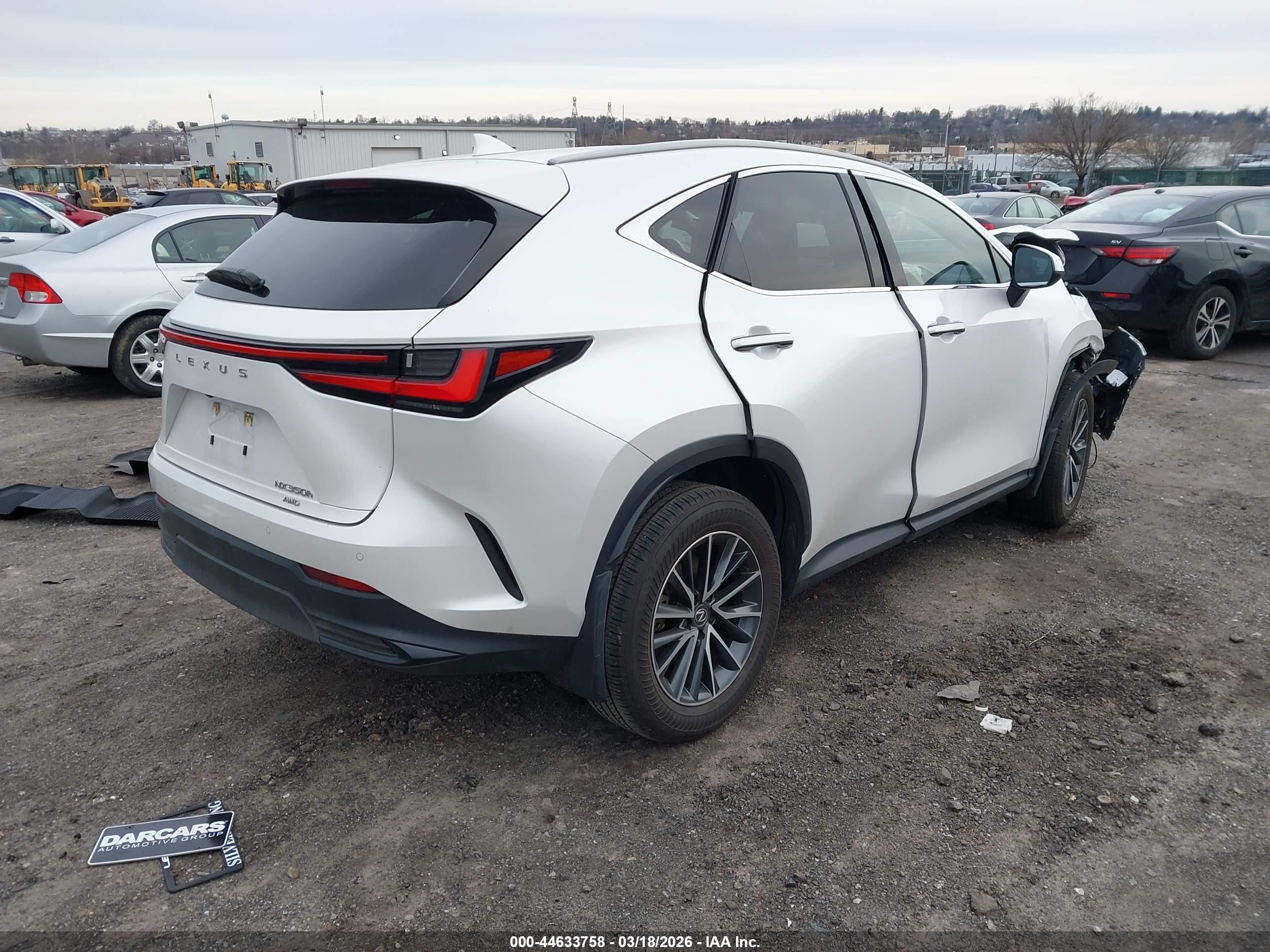 LEXUS NX image 4