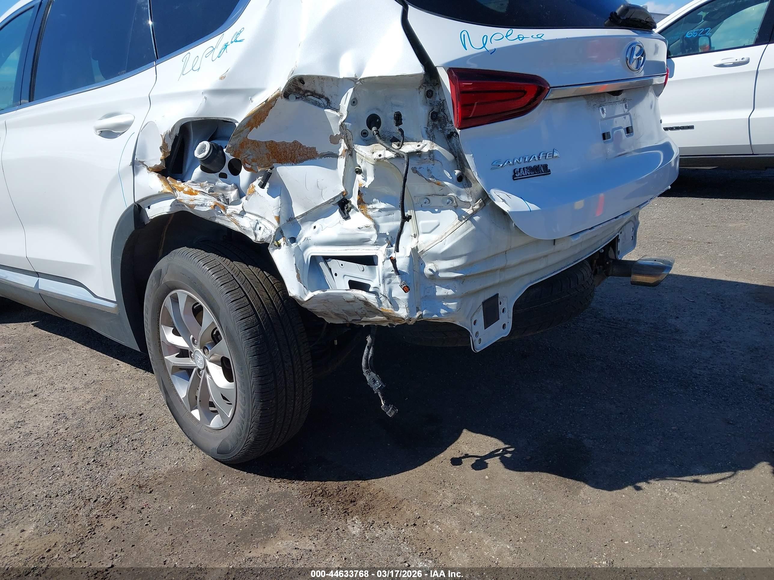 HYUNDAI SANTA image 6