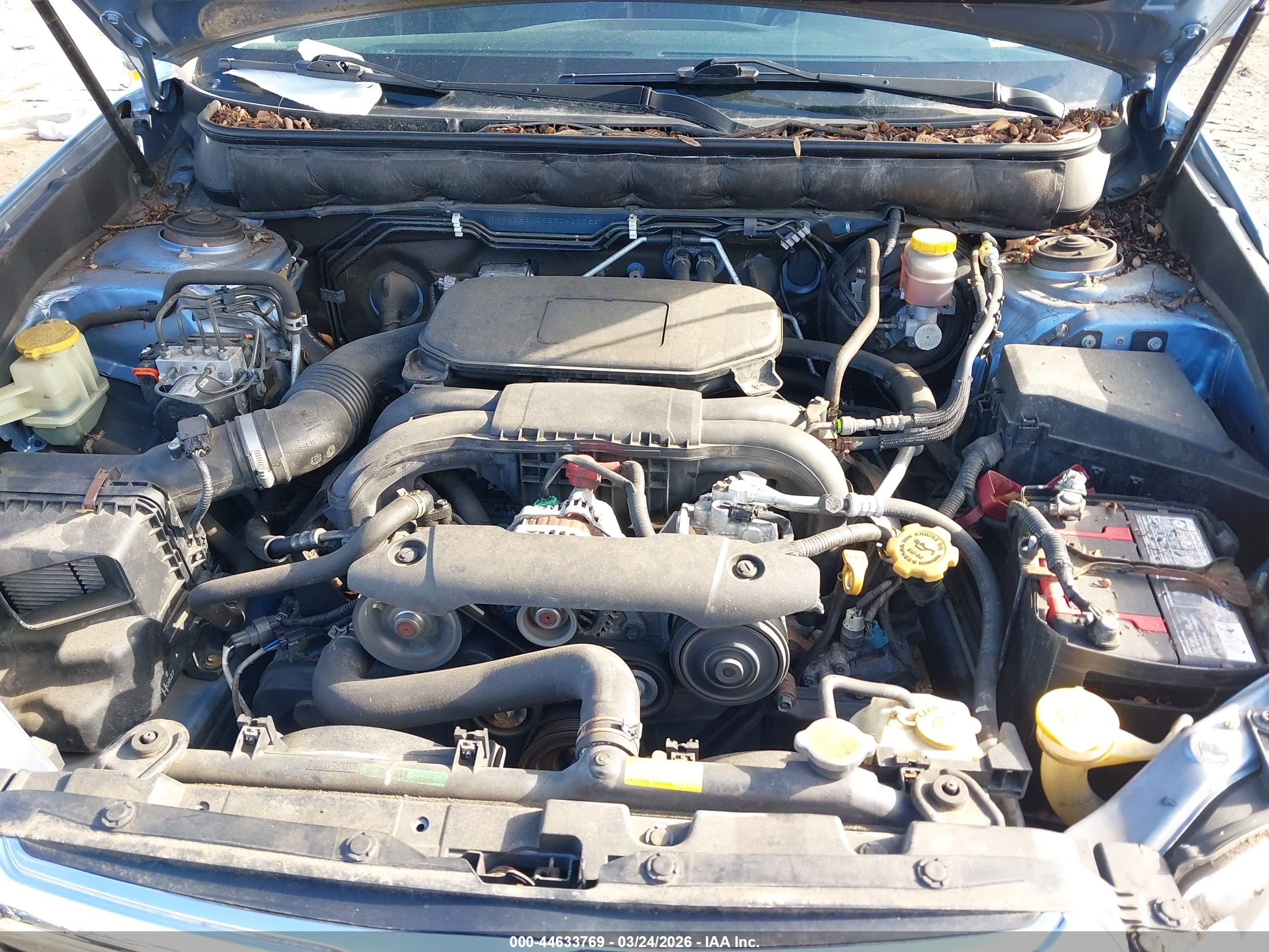 SUBARU OUTBACK image 10