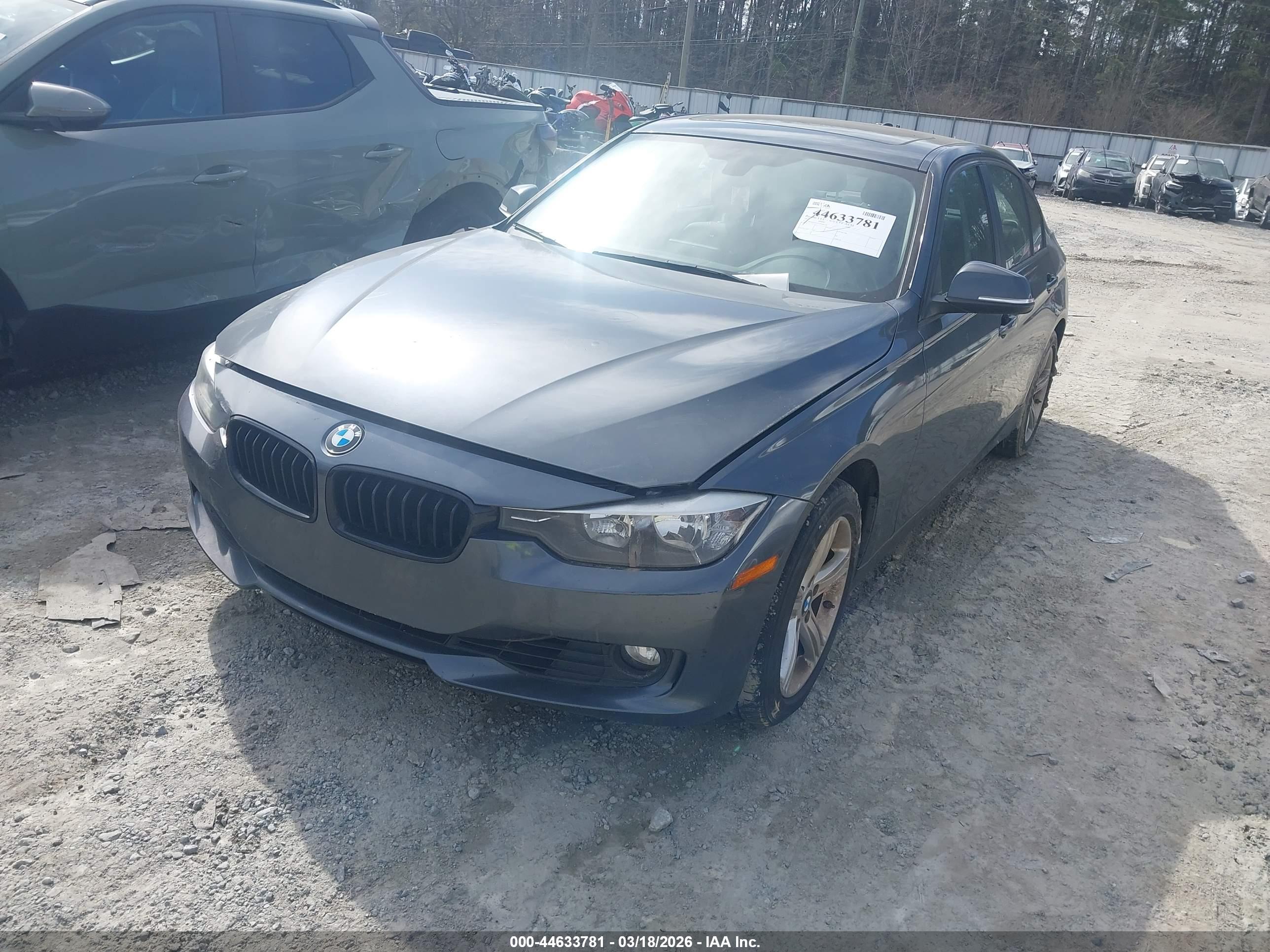 BMW 328I image 2