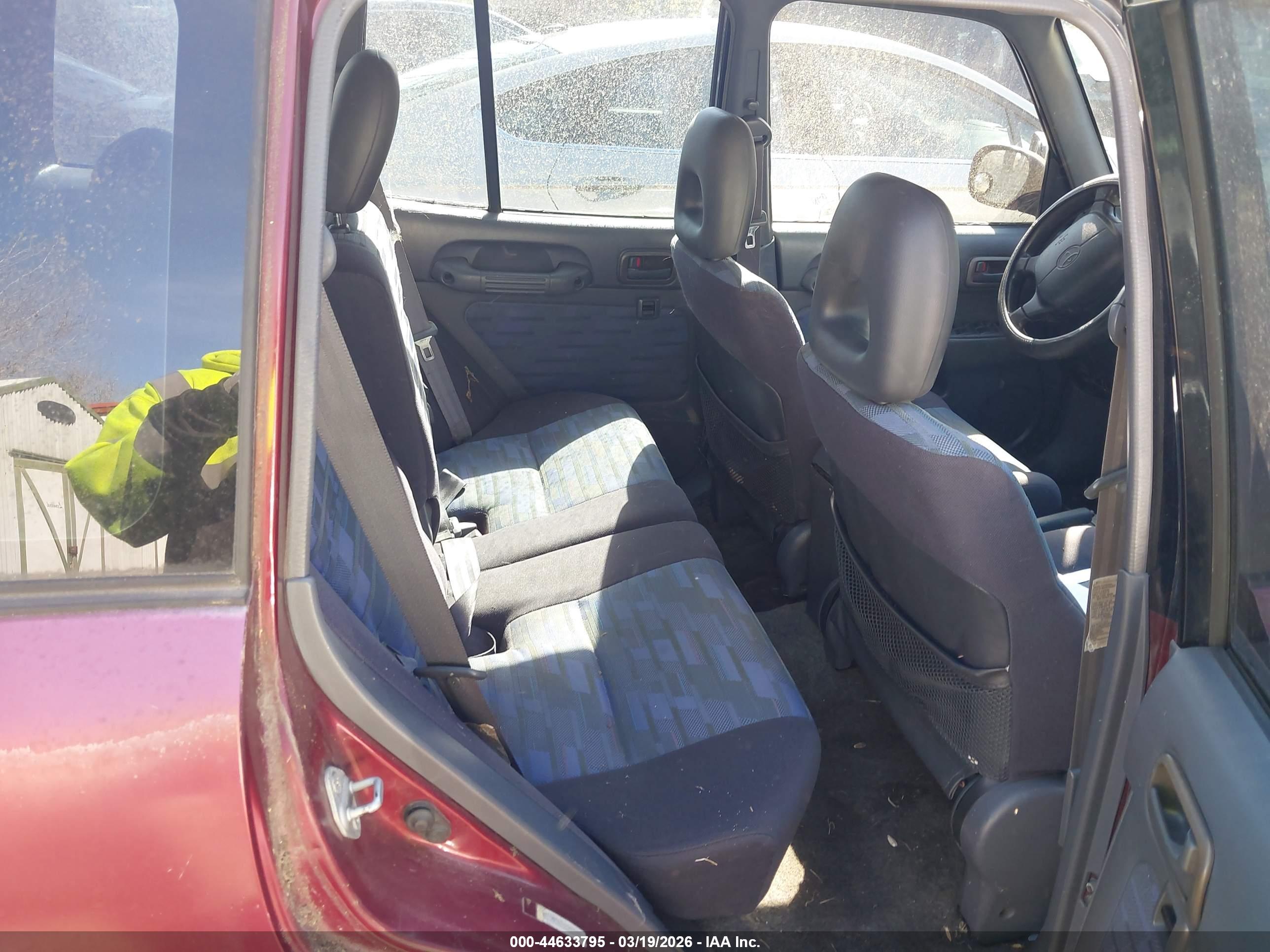 TOYOTA RAV4 image 8