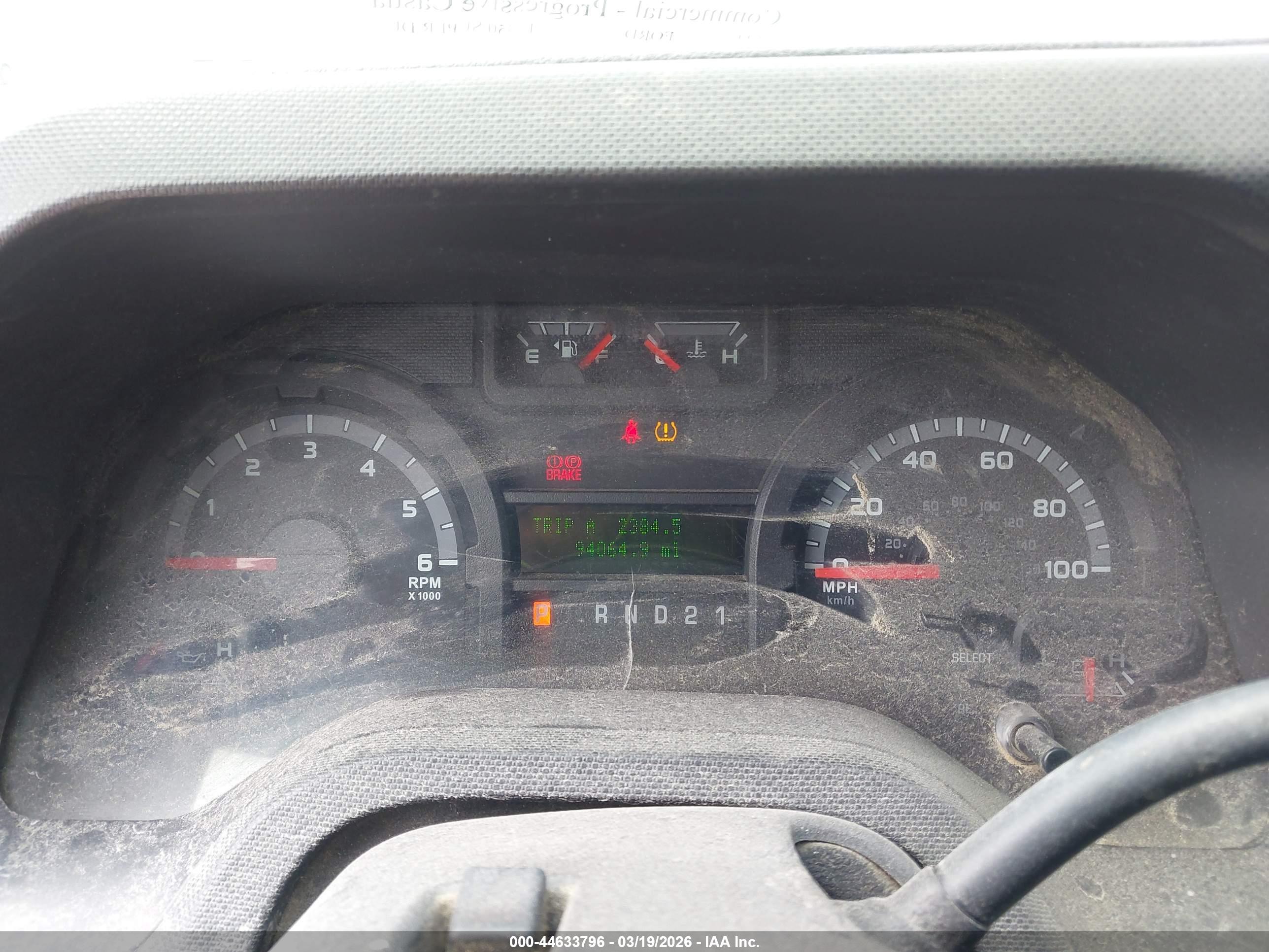FORD E-350 image 7