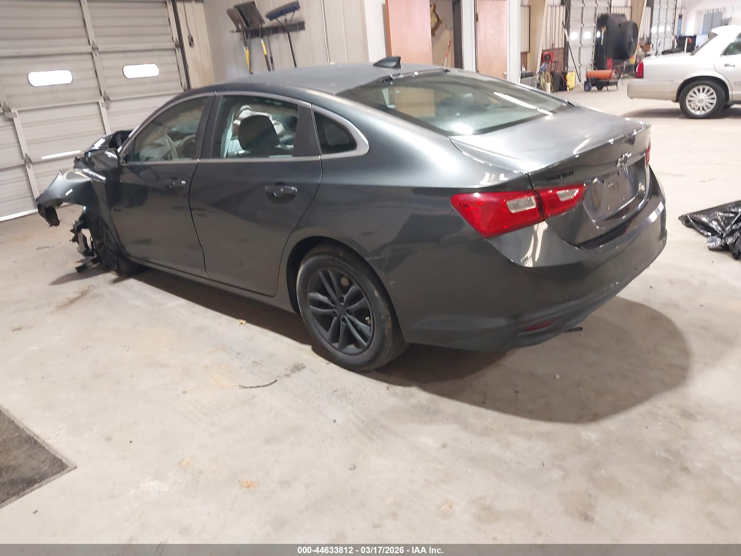 CHEVROLET MALIBU image 3