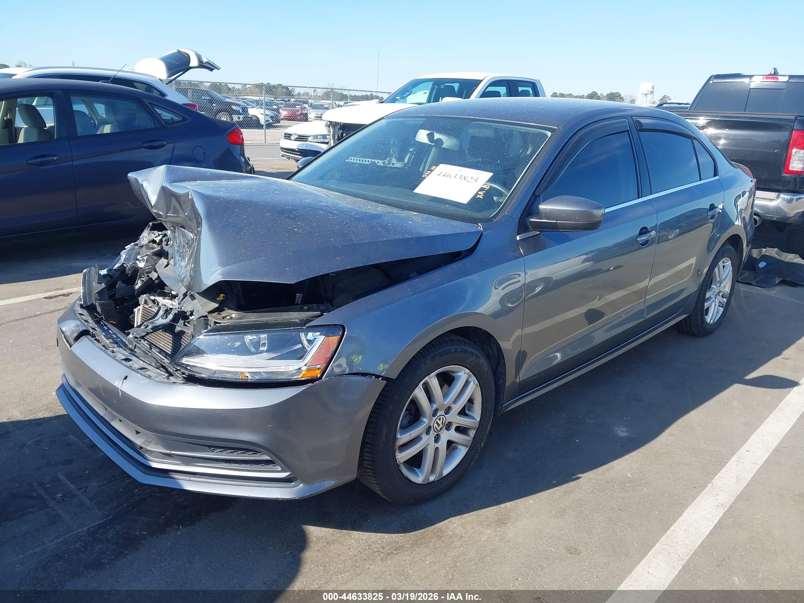 VOLKSWAGEN JETTA image 2