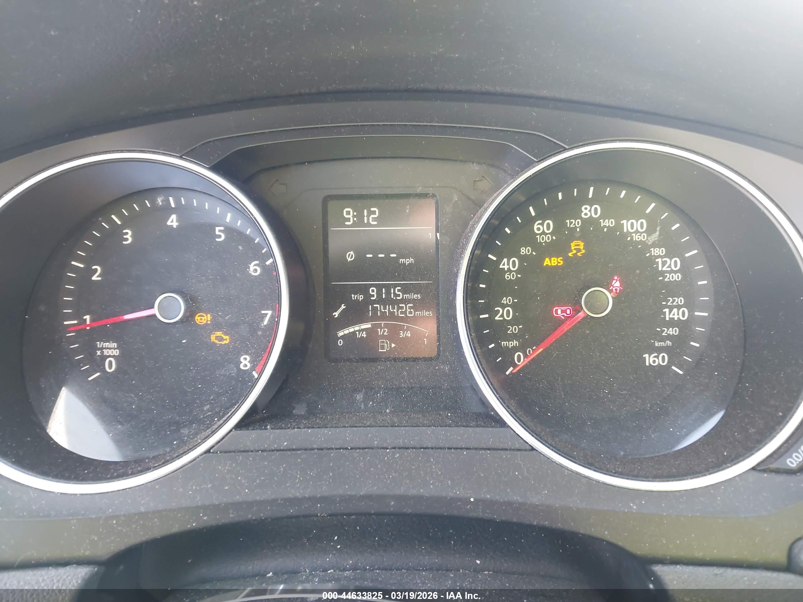 VOLKSWAGEN JETTA image 7