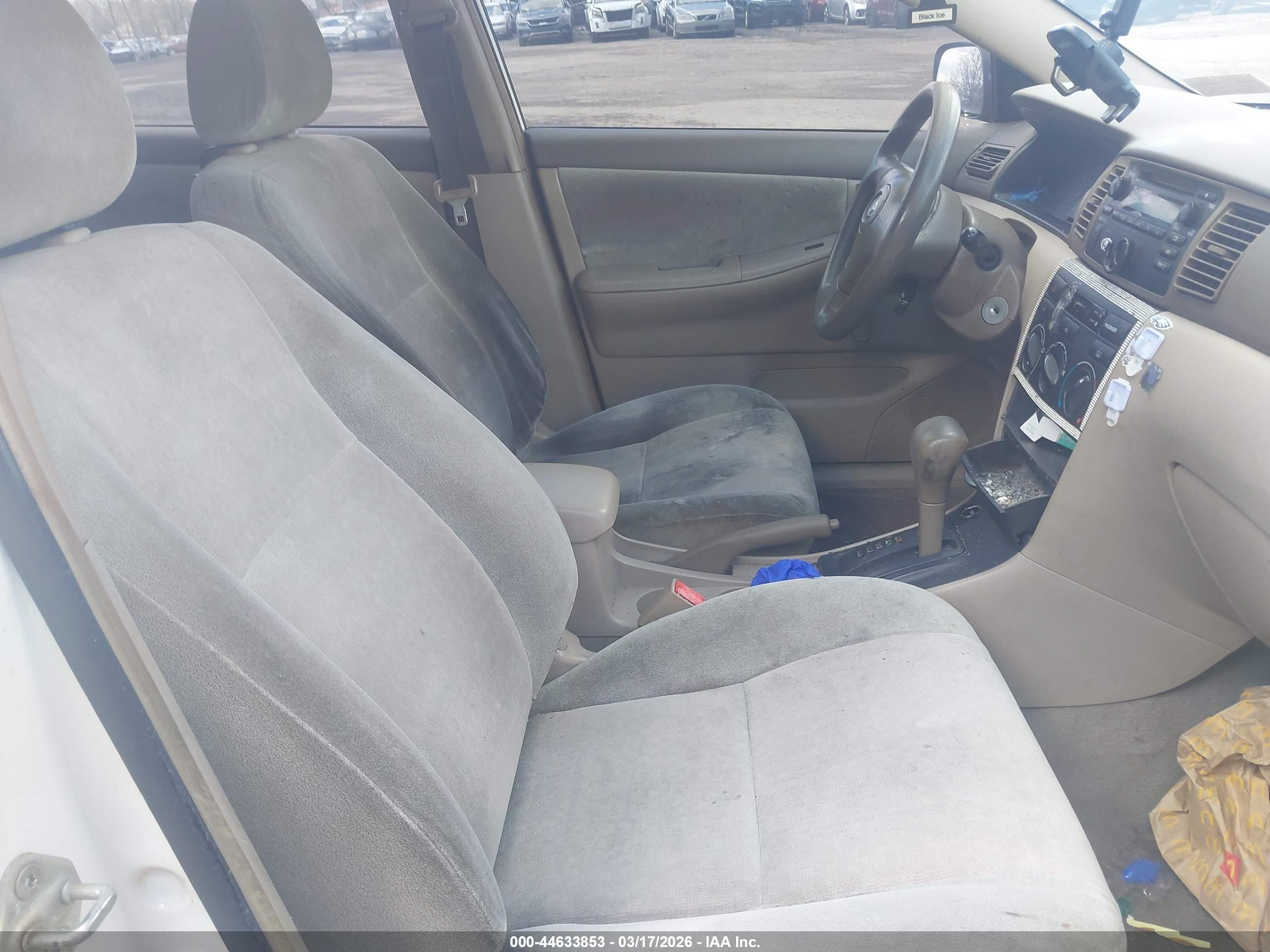 TOYOTA COROLLA image 5