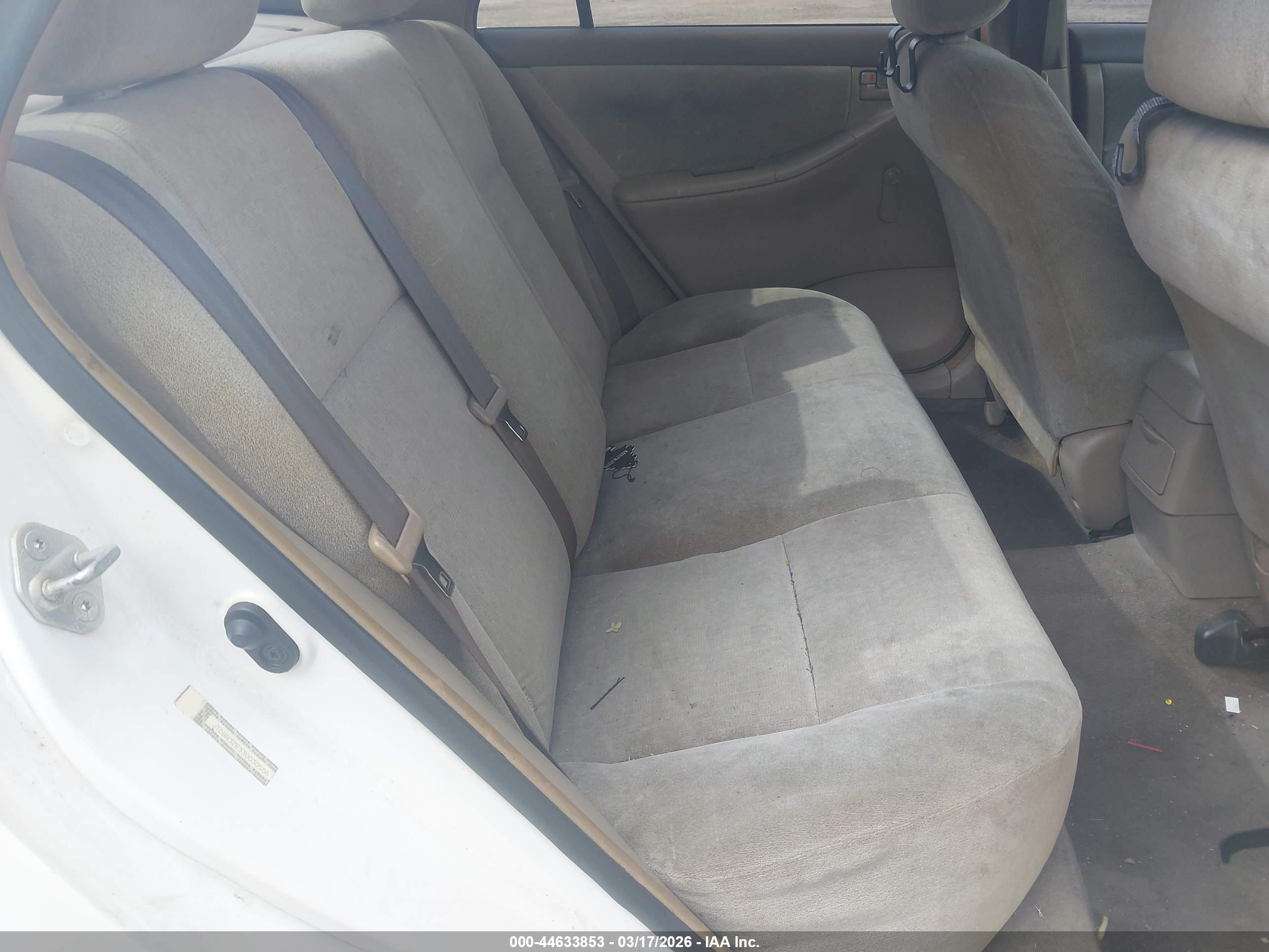 TOYOTA COROLLA image 8