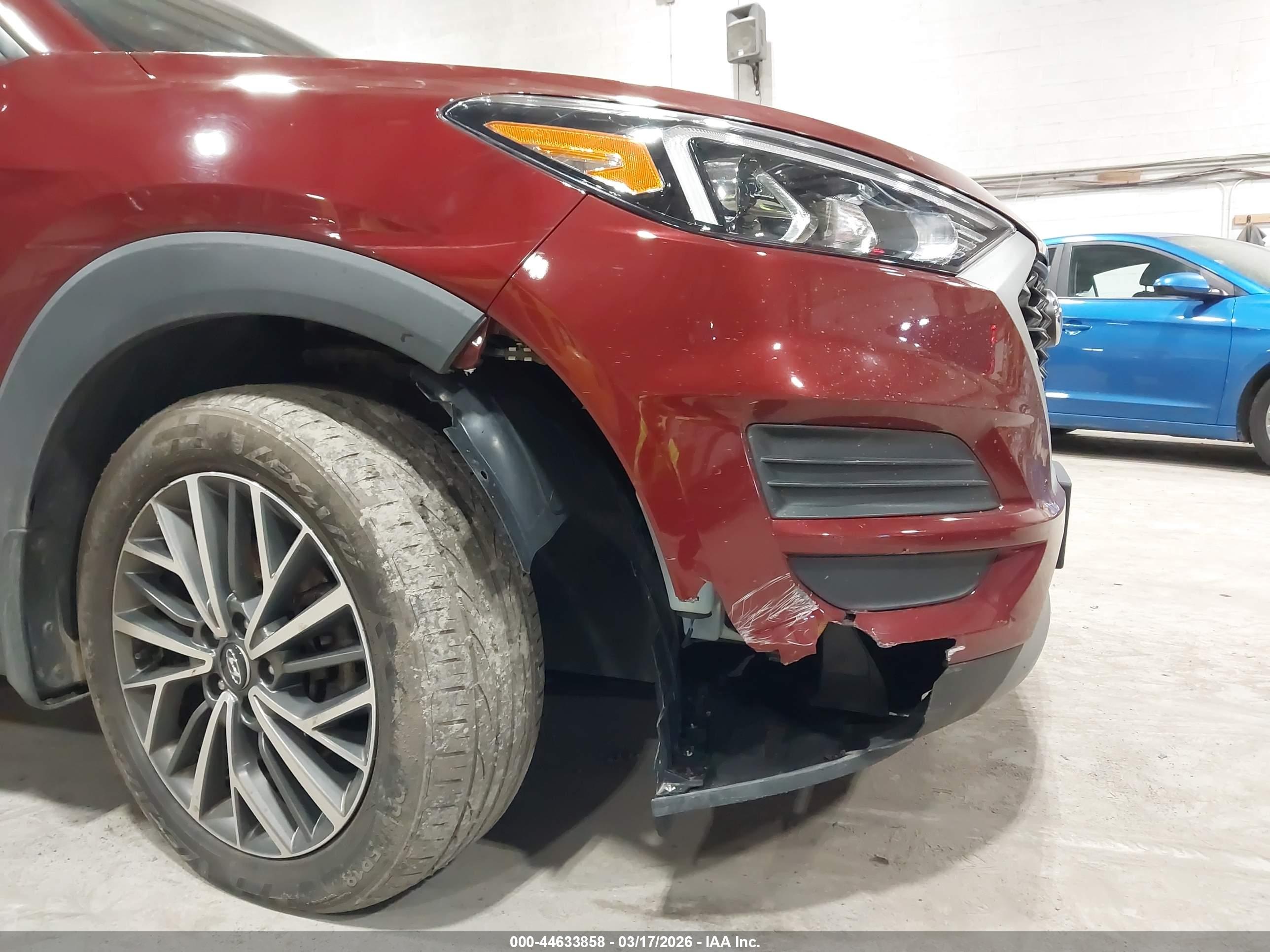 HYUNDAI TUCSON image 6