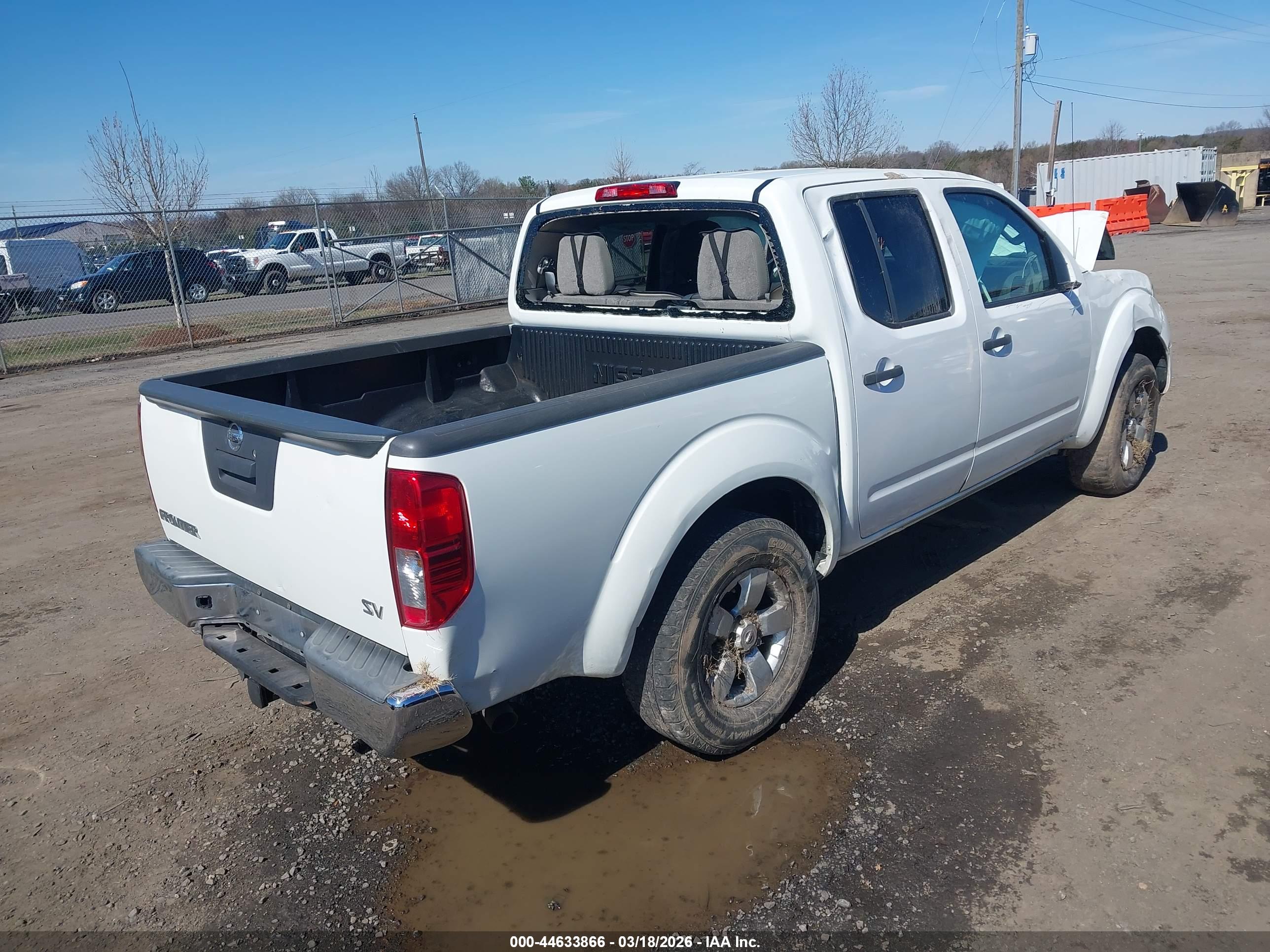 NISSAN FRONTIER image 4