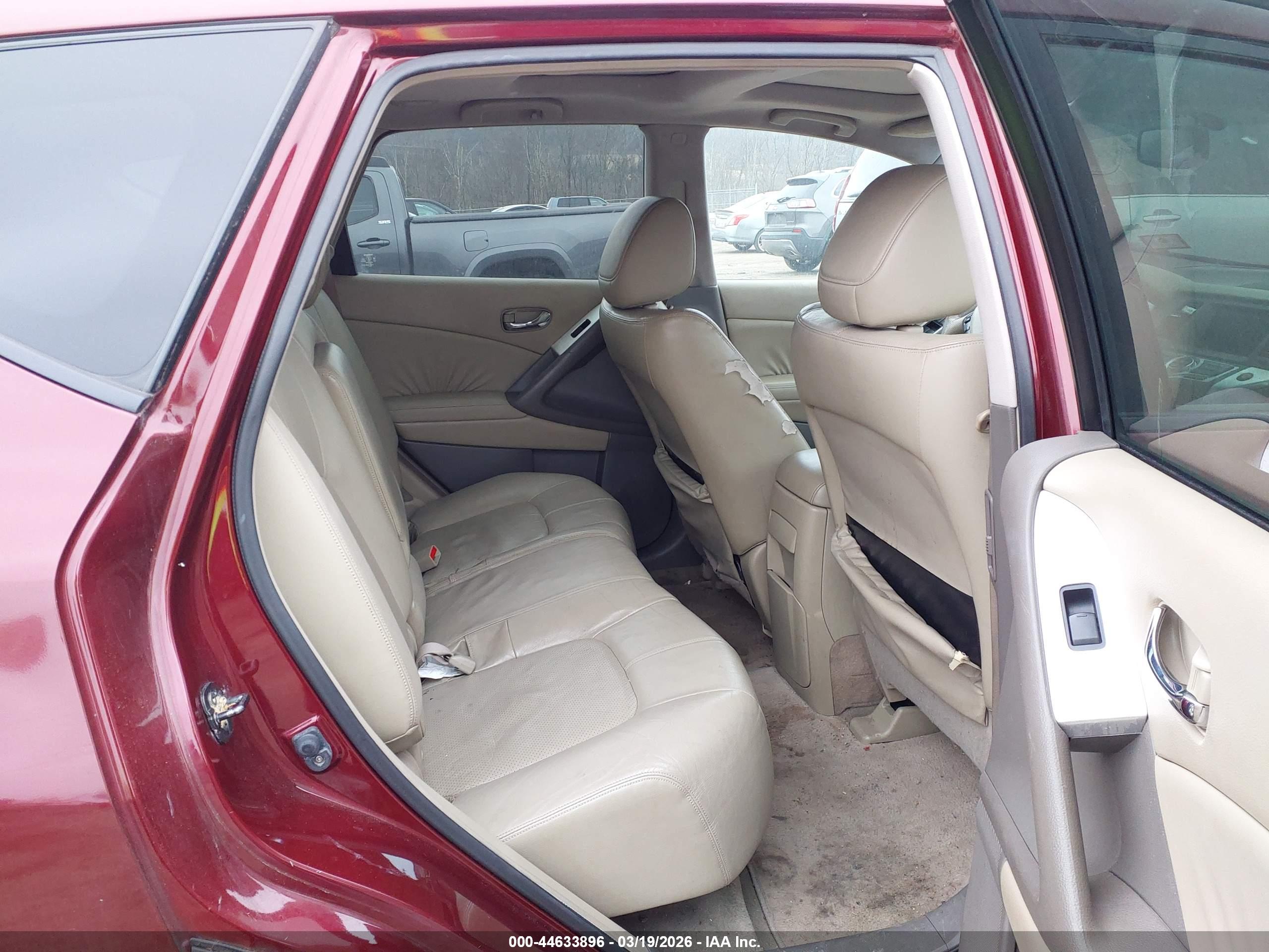 NISSAN MURANO image 8