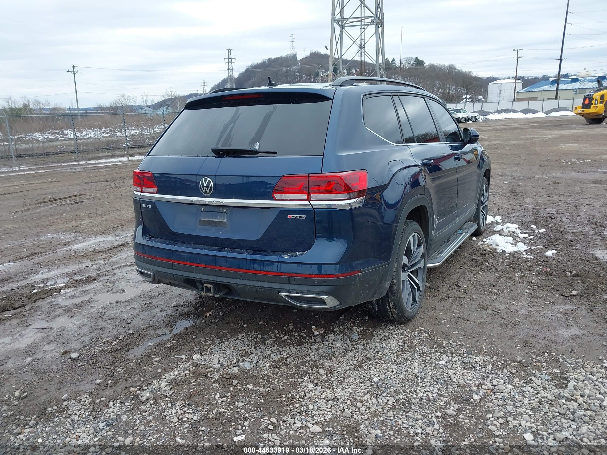 VOLKSWAGEN ATLAS image 4