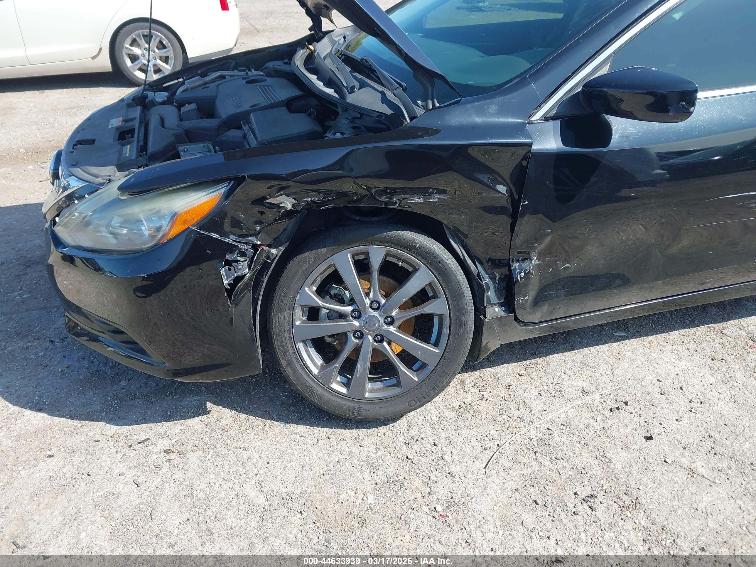 NISSAN ALTIMA image 6