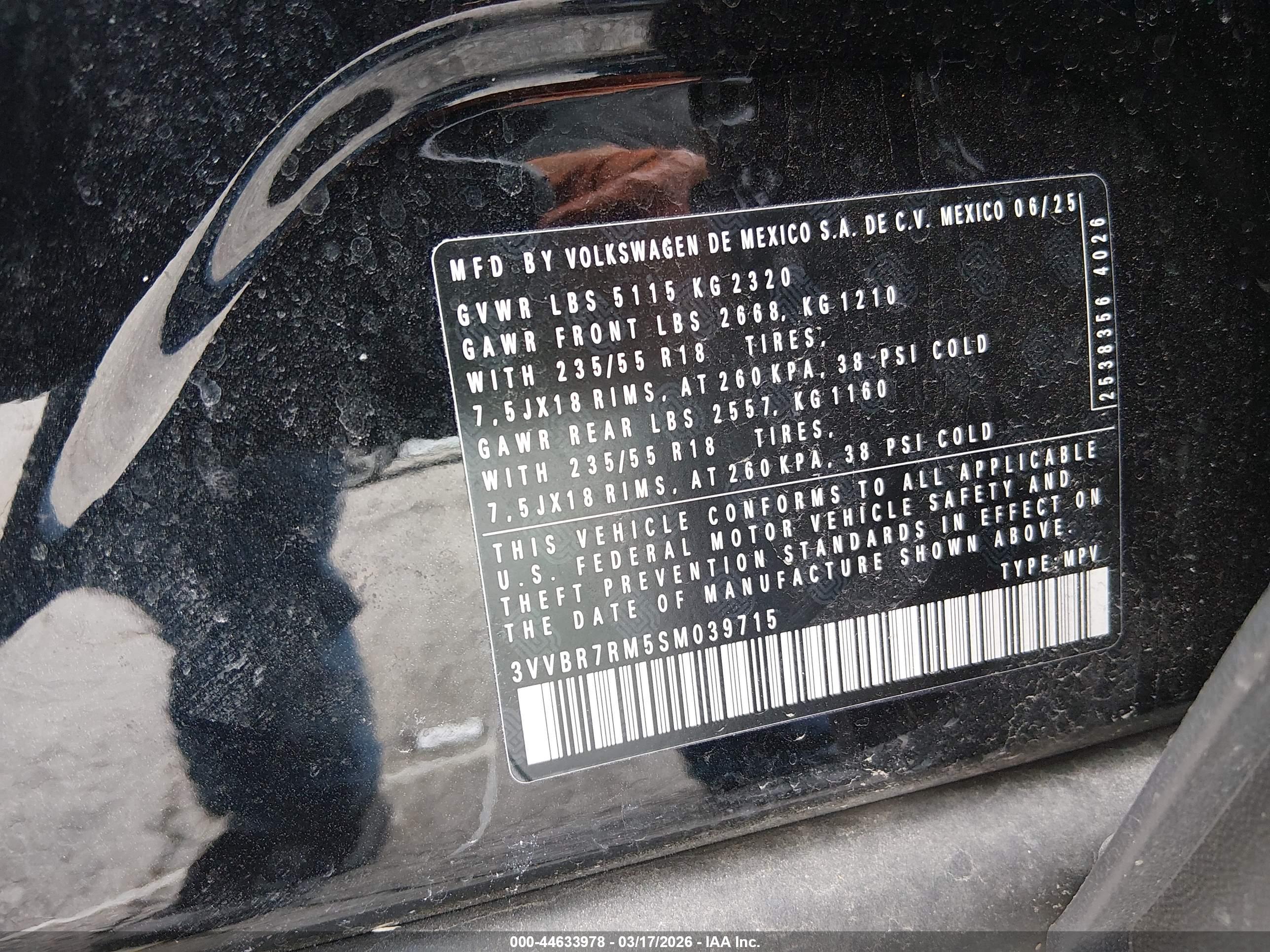 VOLKSWAGEN TIGUAN image 9