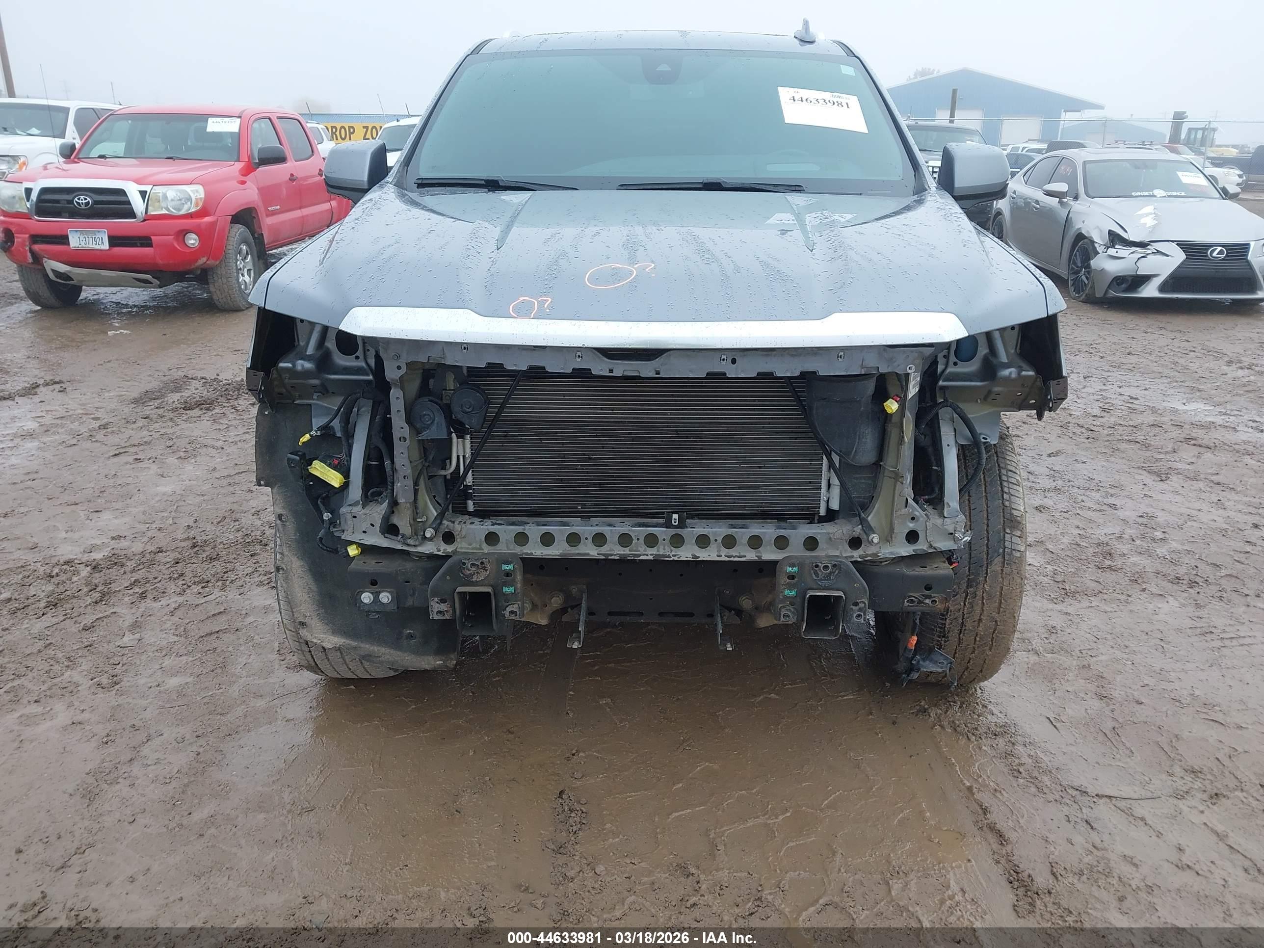GMC YUKON image 6