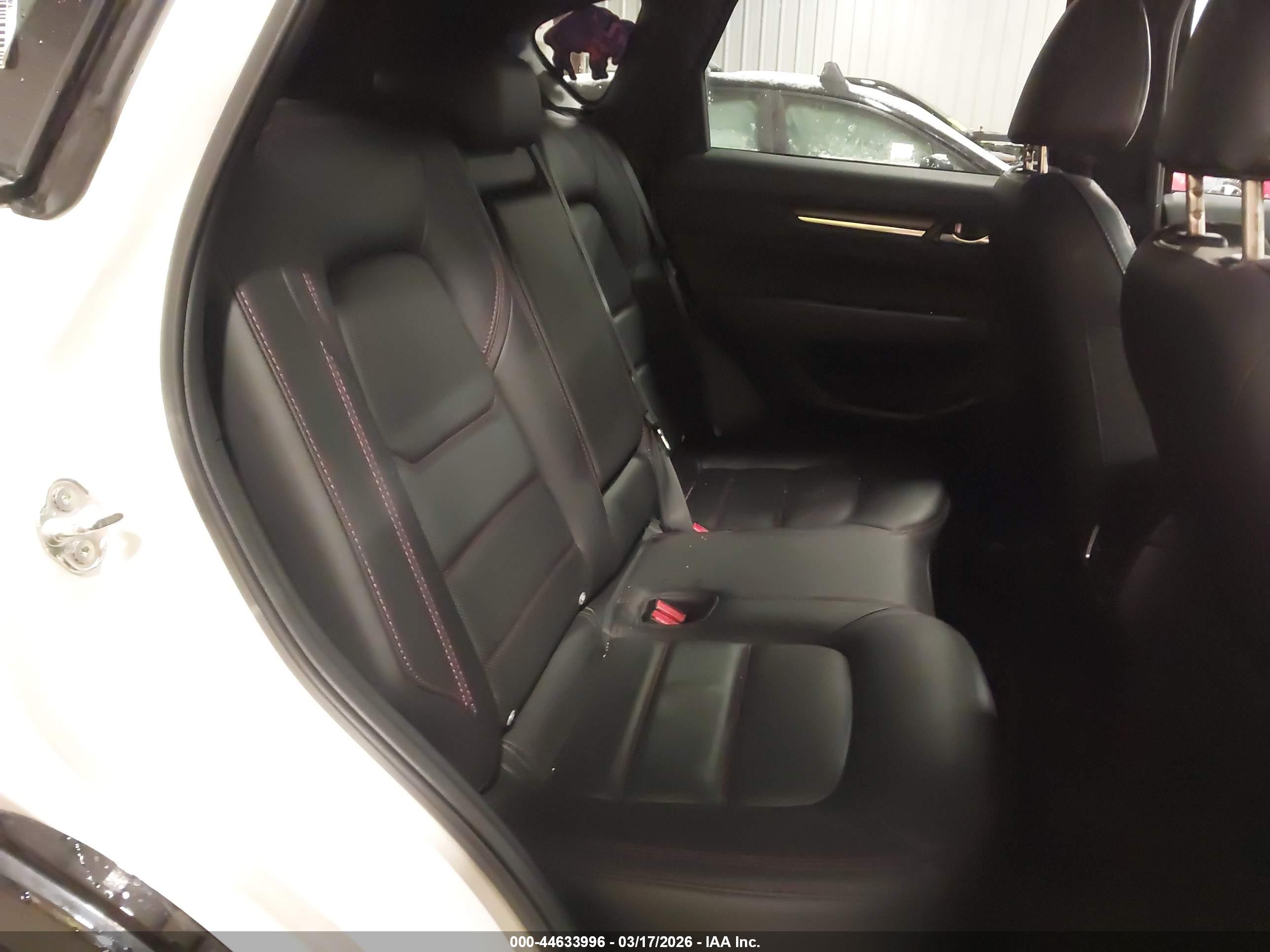 MAZDA CX-5 image 8