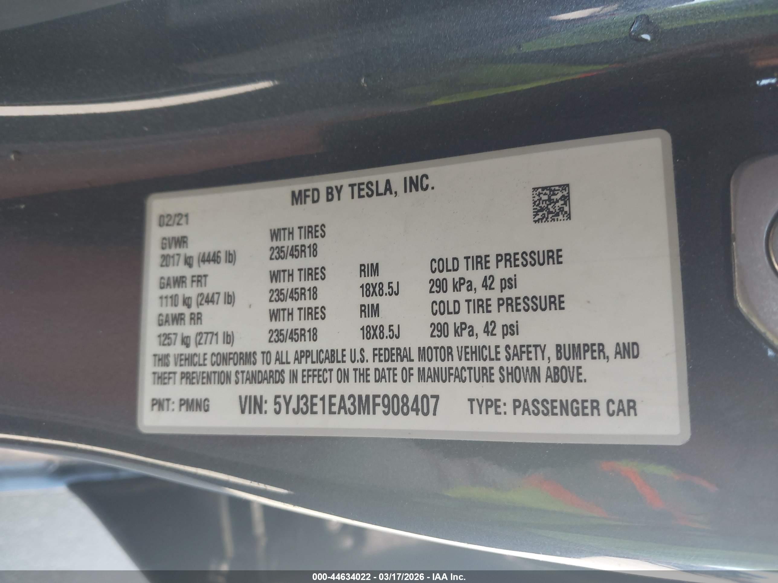 TESLA MODEL image 9