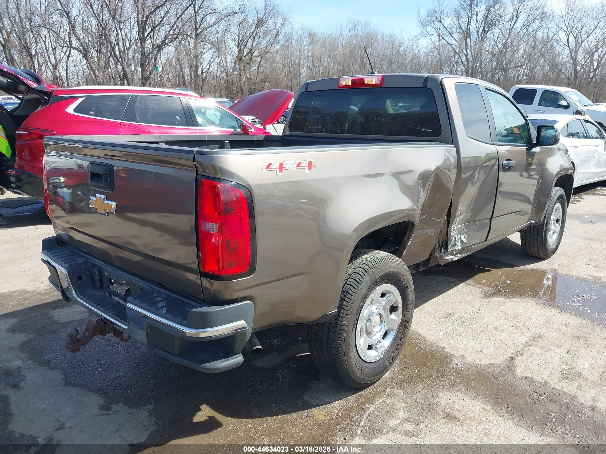 CHEVROLET COLORADO image 4